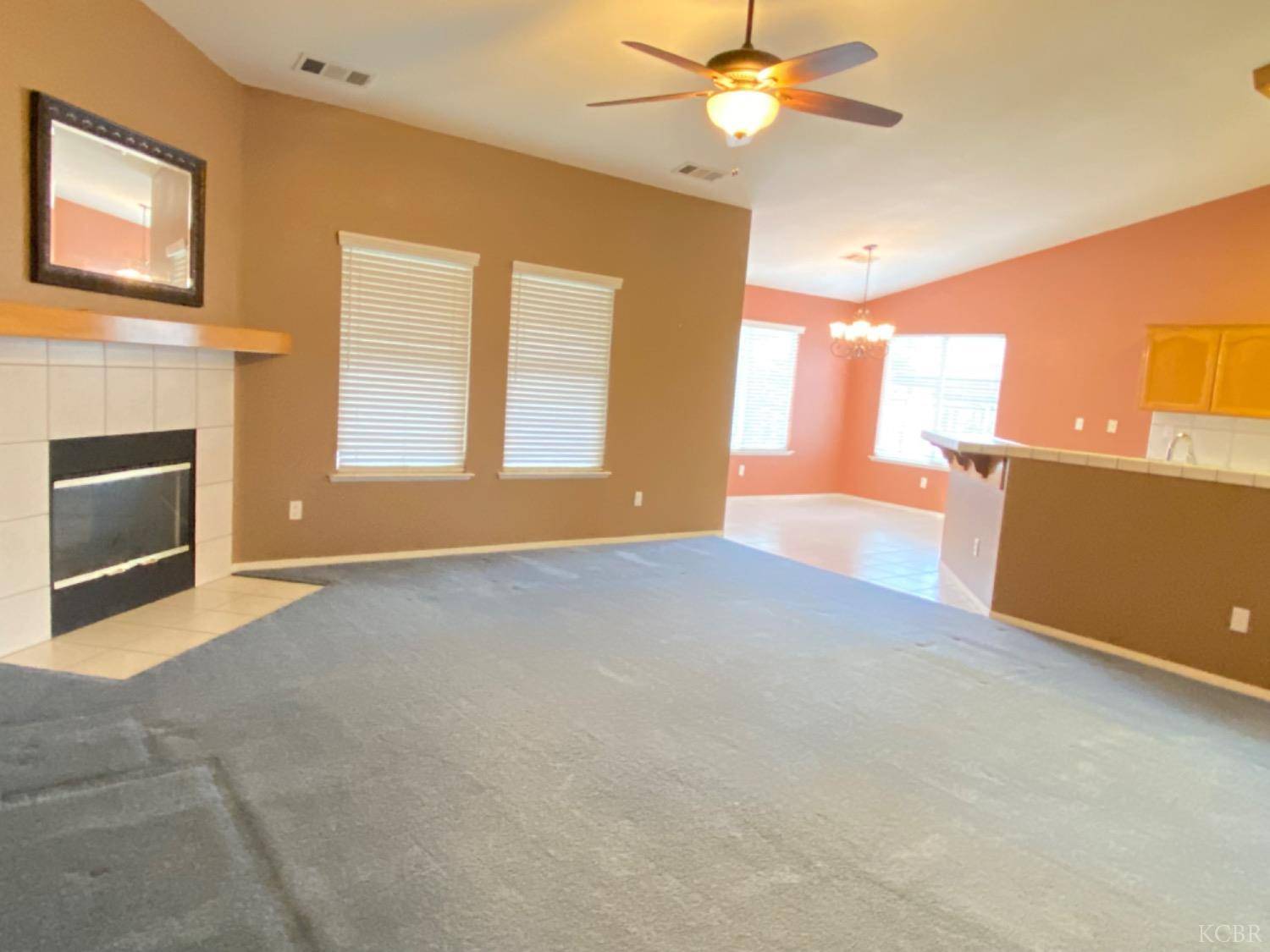 Hanford, CA 93230,1084 W Audubon Road