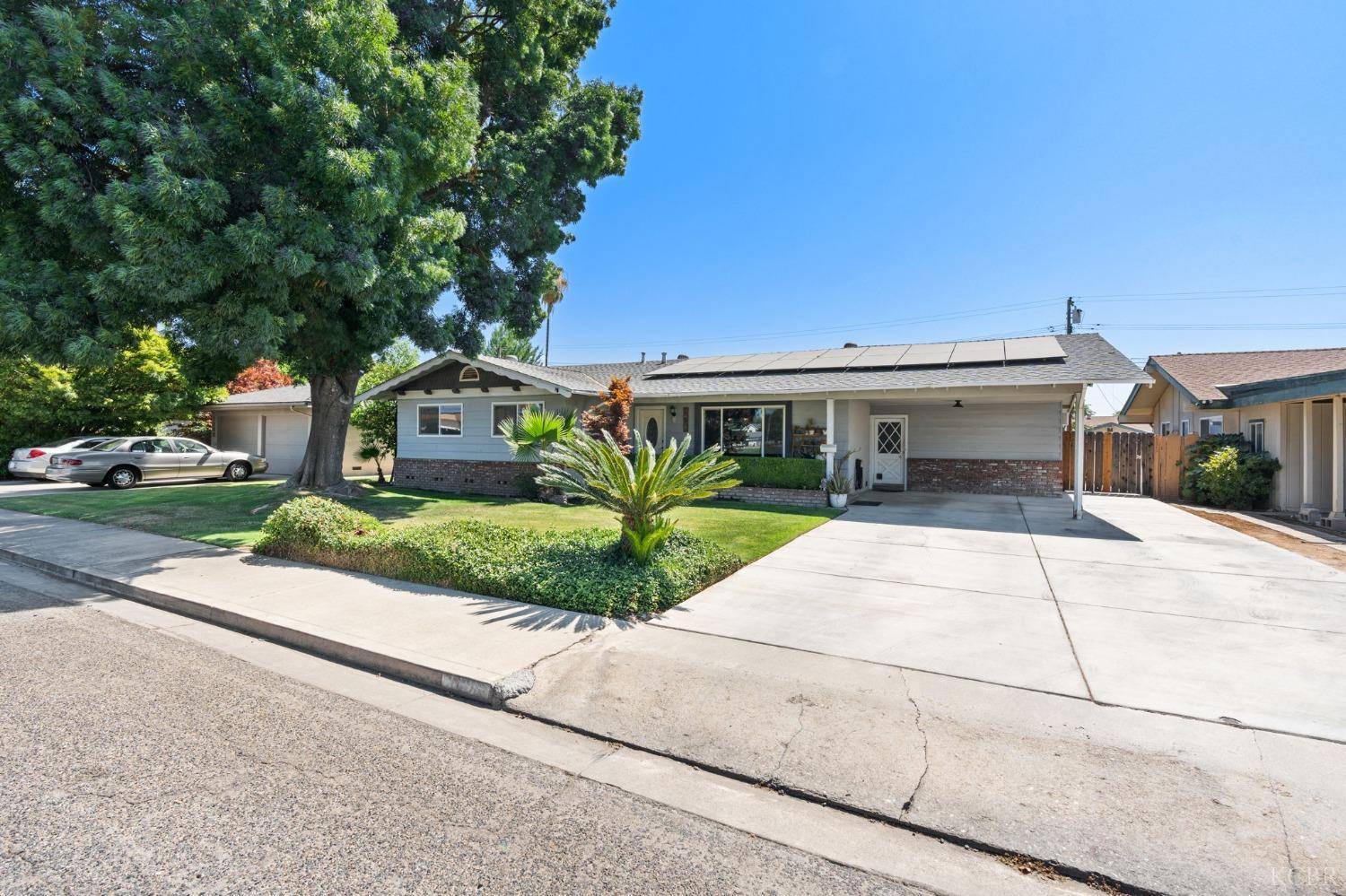 Reedley, CA 93654,1408 S Hope Avenue