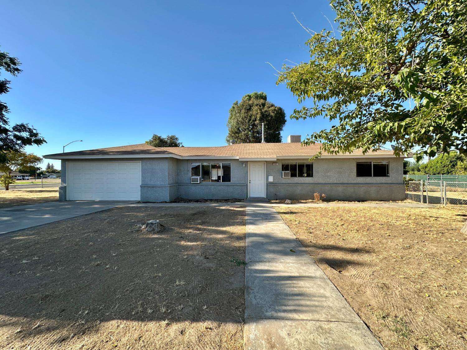 Sanger, CA 93657,232 Harrison Avenue