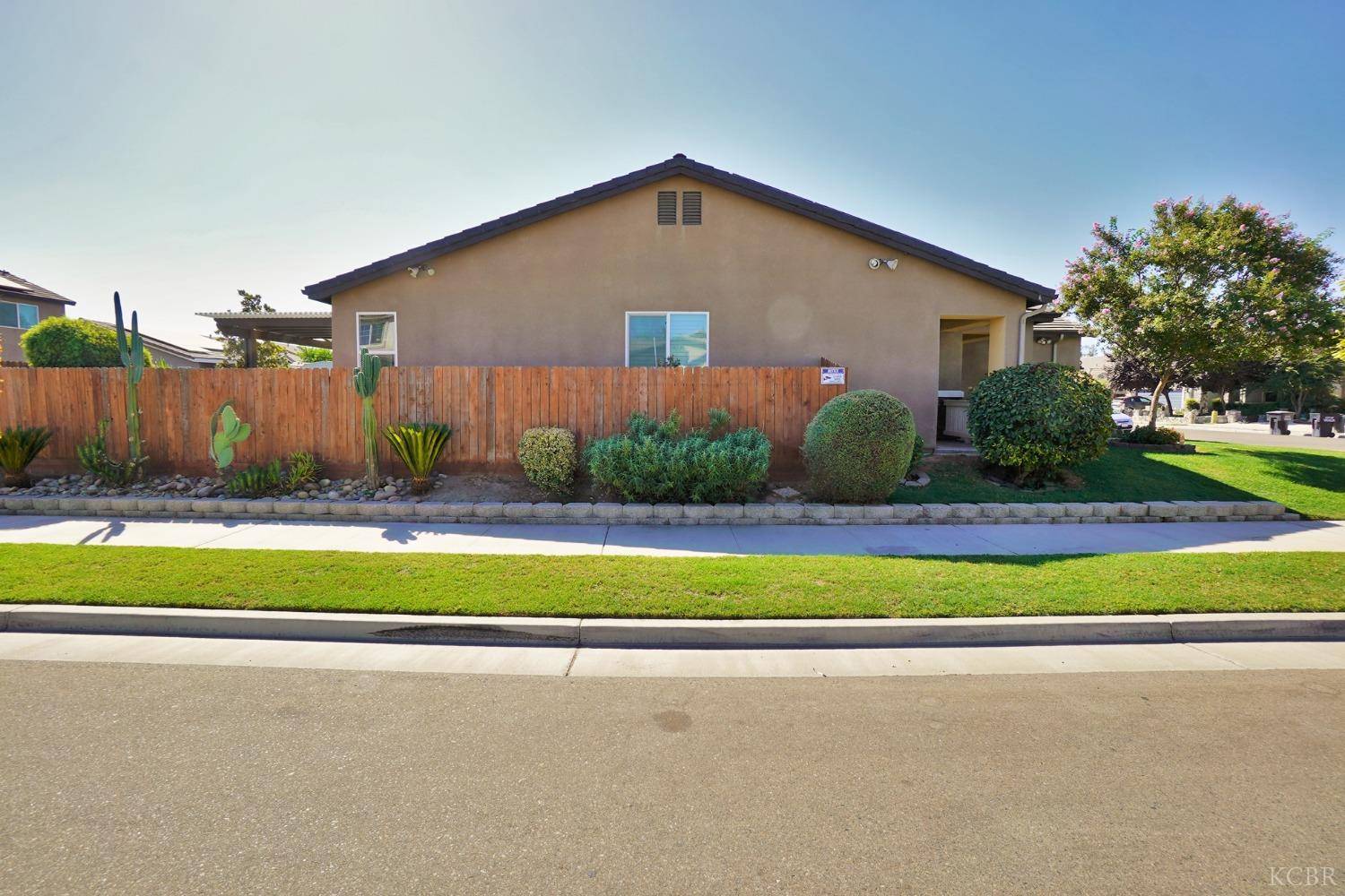 Visalia, CA 93292,3000 SE Sunnyside Court SE