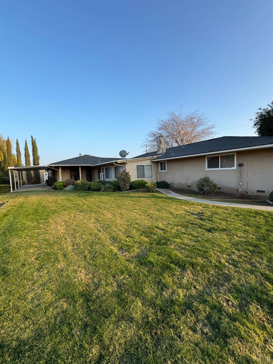 Fresno, CA 93706,144 E Larsen Avenue