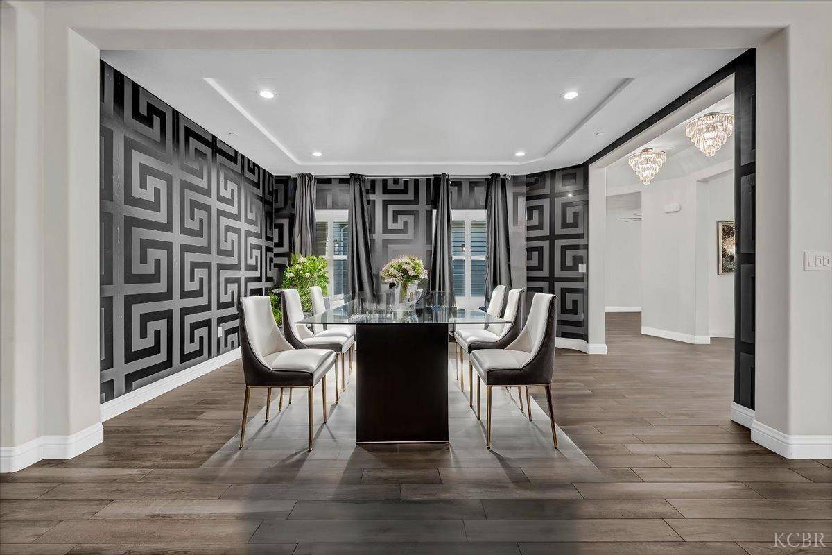 Hanford, CA 93230,1684 W Berkshire Lane