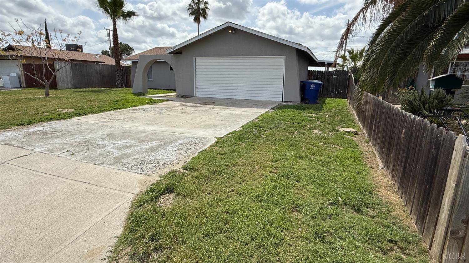 Stratford, CA 93266,20269 Magnolia Street