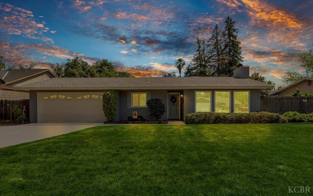 Visalia, CA 93292,446 N Vista