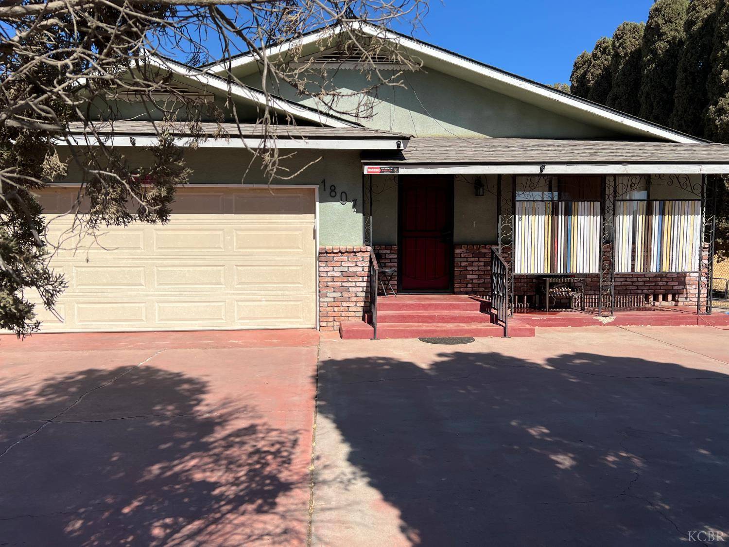Hanford, CA 93230,1807 Hardcastle Avenue