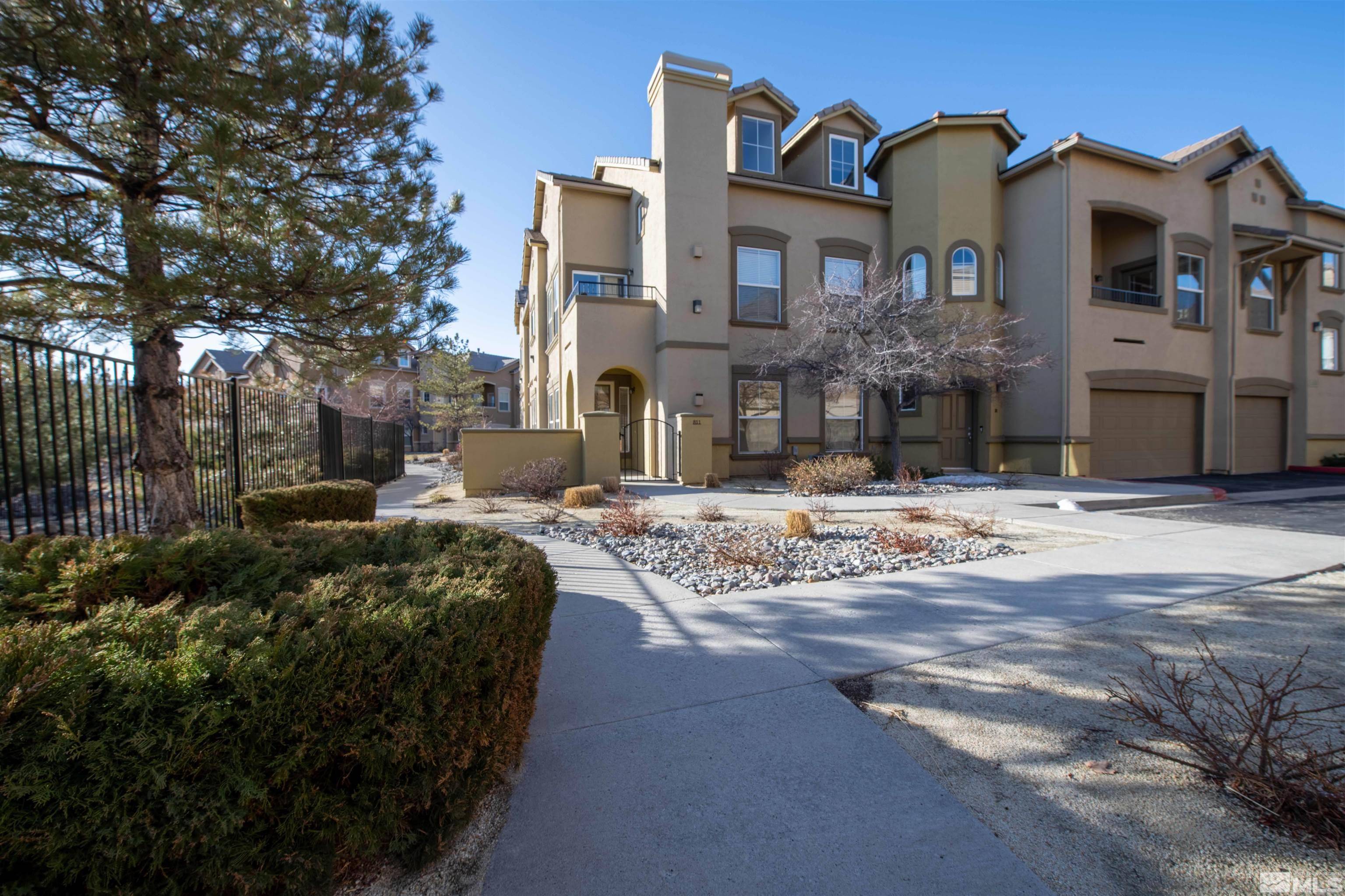 Reno, NV 89511,17000 Wedge Pkwy #811