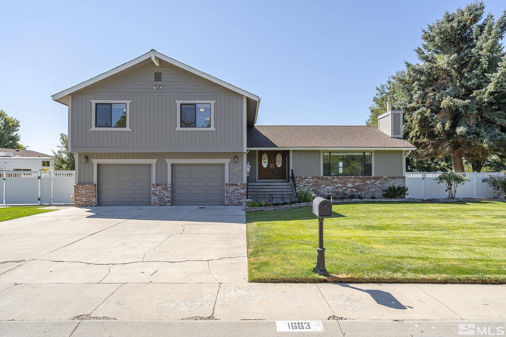 Minden, NV 89423,1663 Mackland