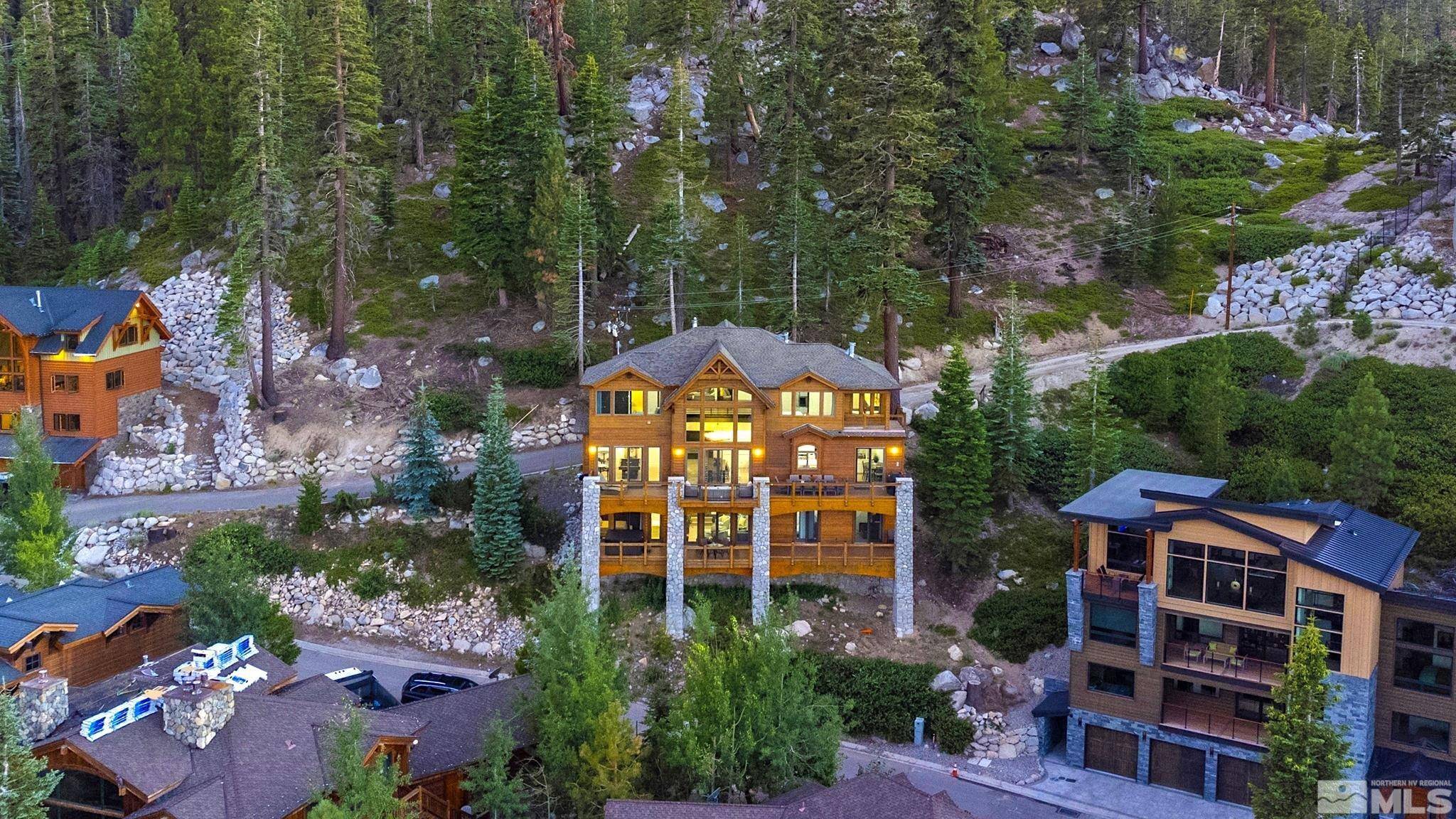 Stateline, NV 89449,1625 Black Bear Run