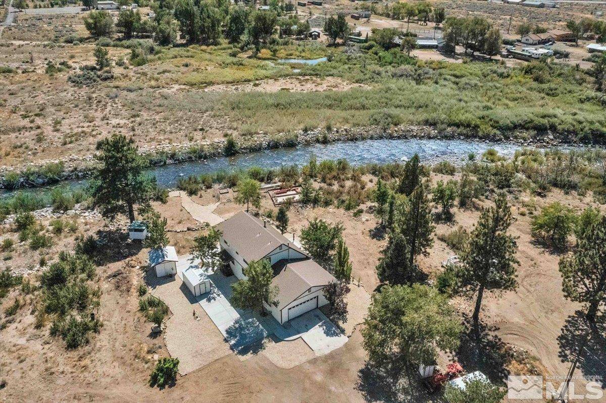 Walker, CA 96107,747 North River Lane