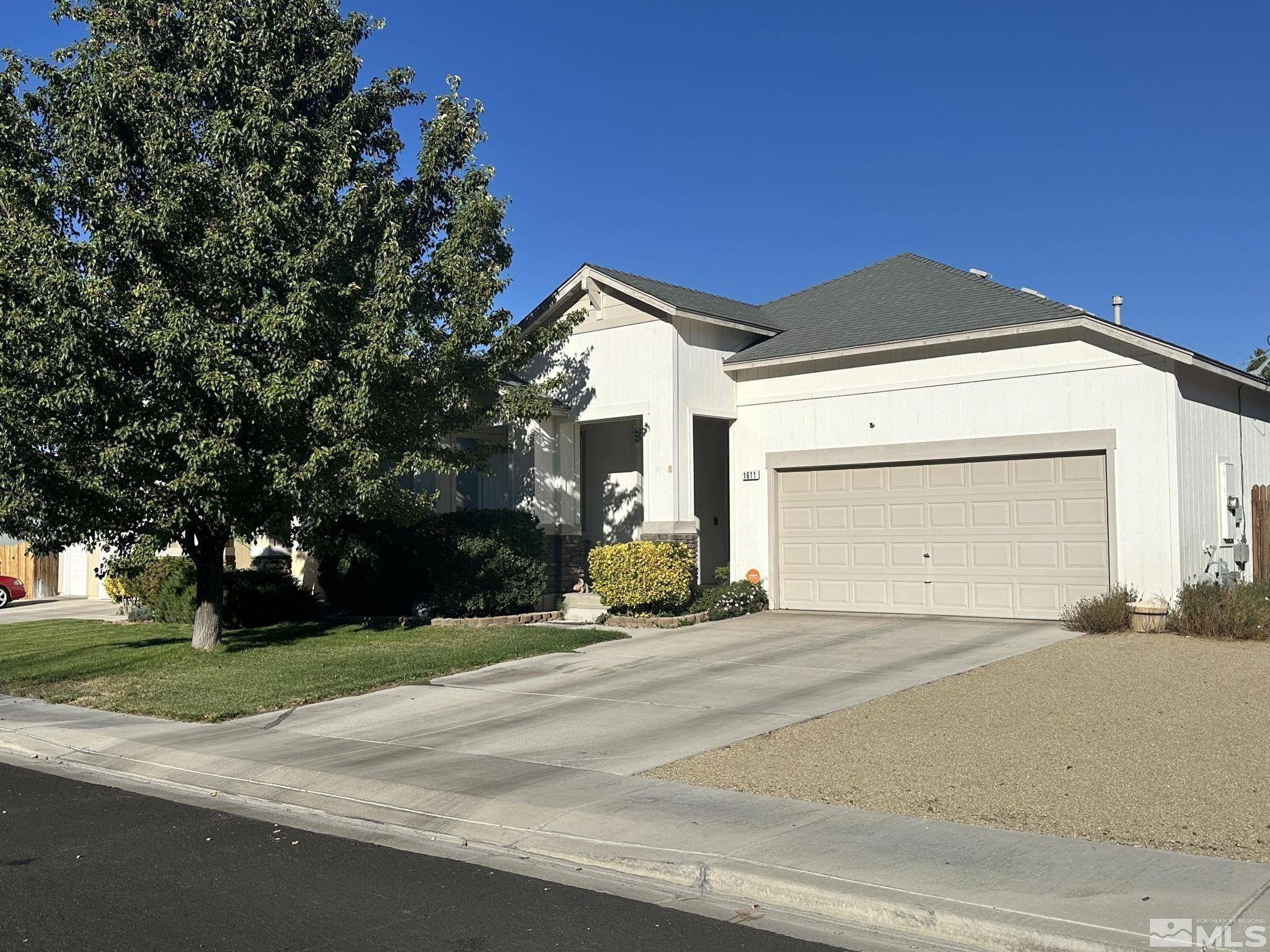 Fernley, NV 89408,1611 Laverder Dr