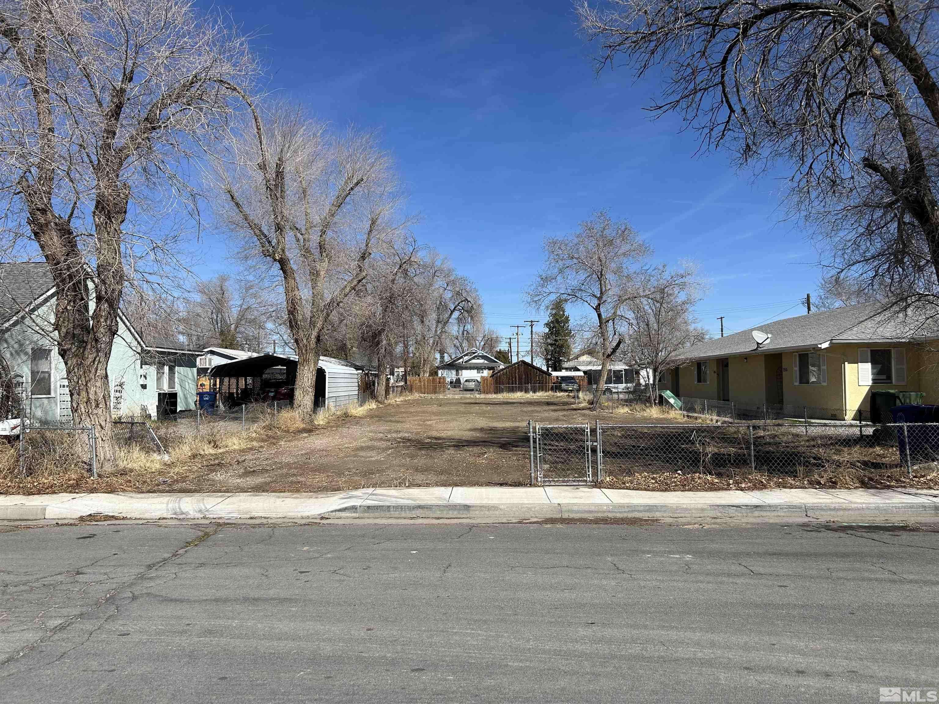 Fallon, NV 89406,245 E Fairview St