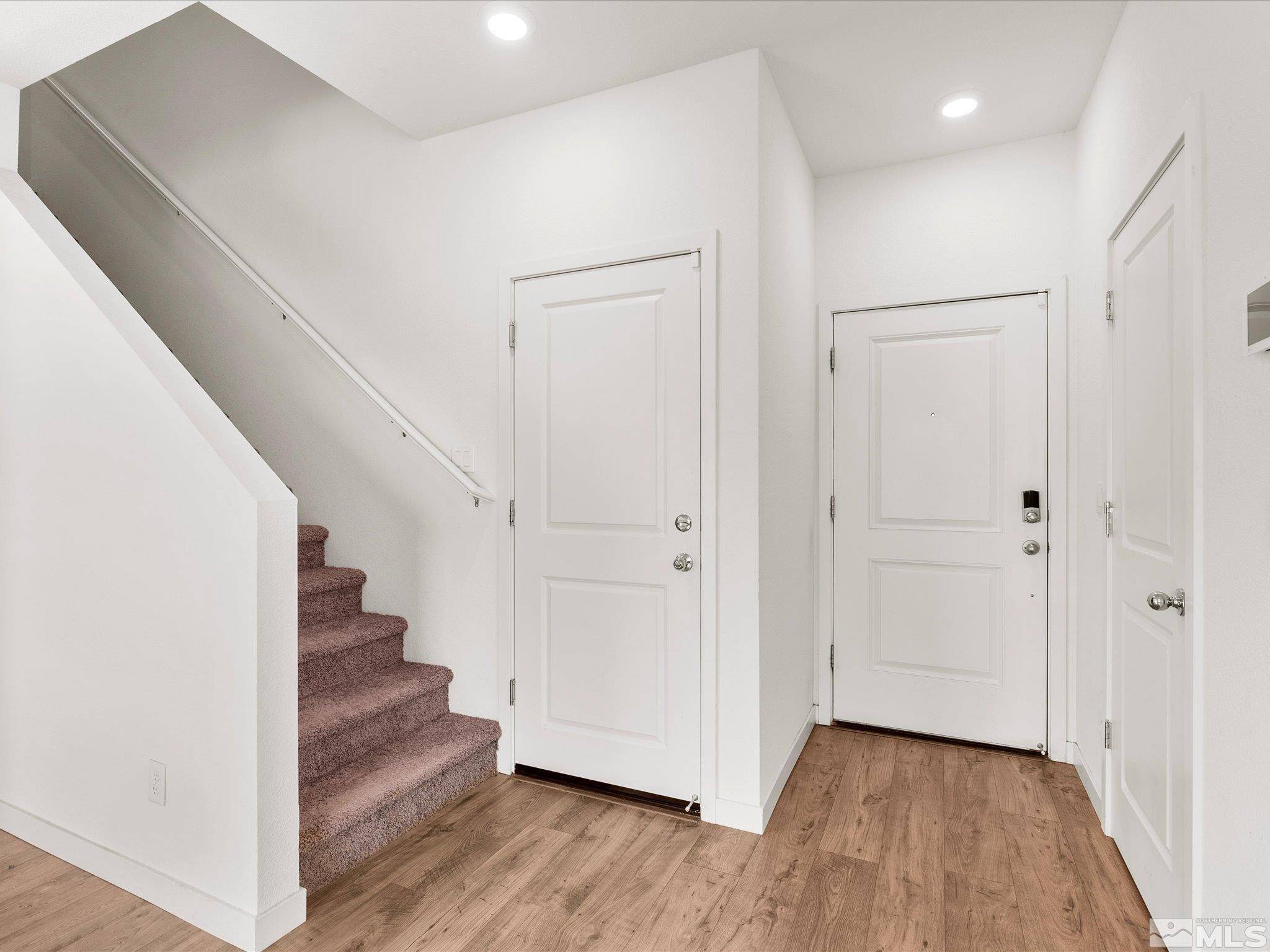 Reno, NV 89506,8851 Wolf Moon Dr