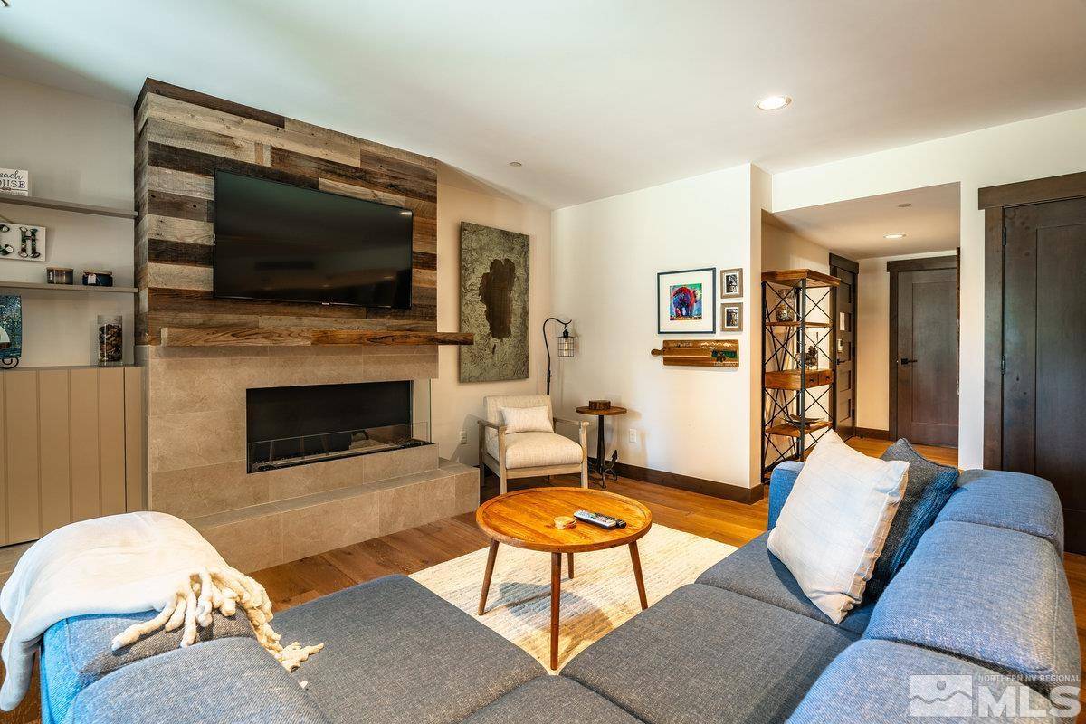 Stateline, NV 89449,17 Beach Club Drive #221