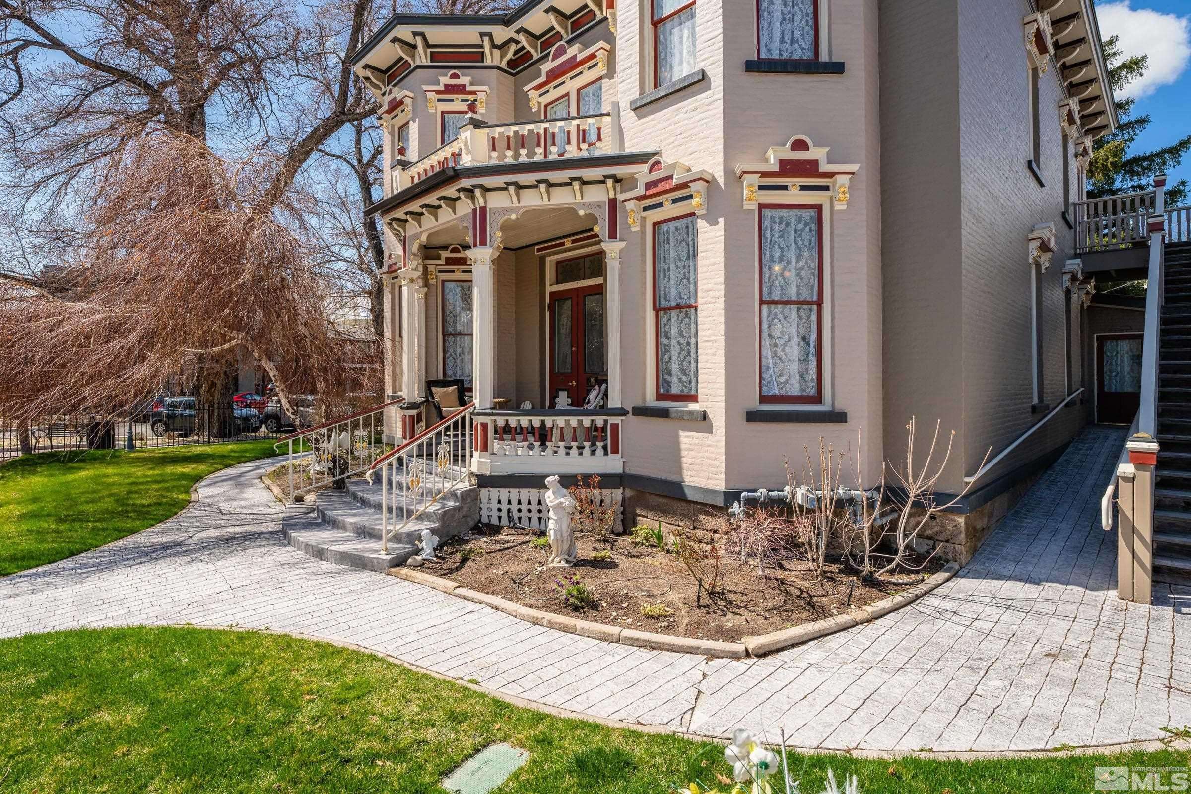 Carson City, NV 89703,102 N Curry St