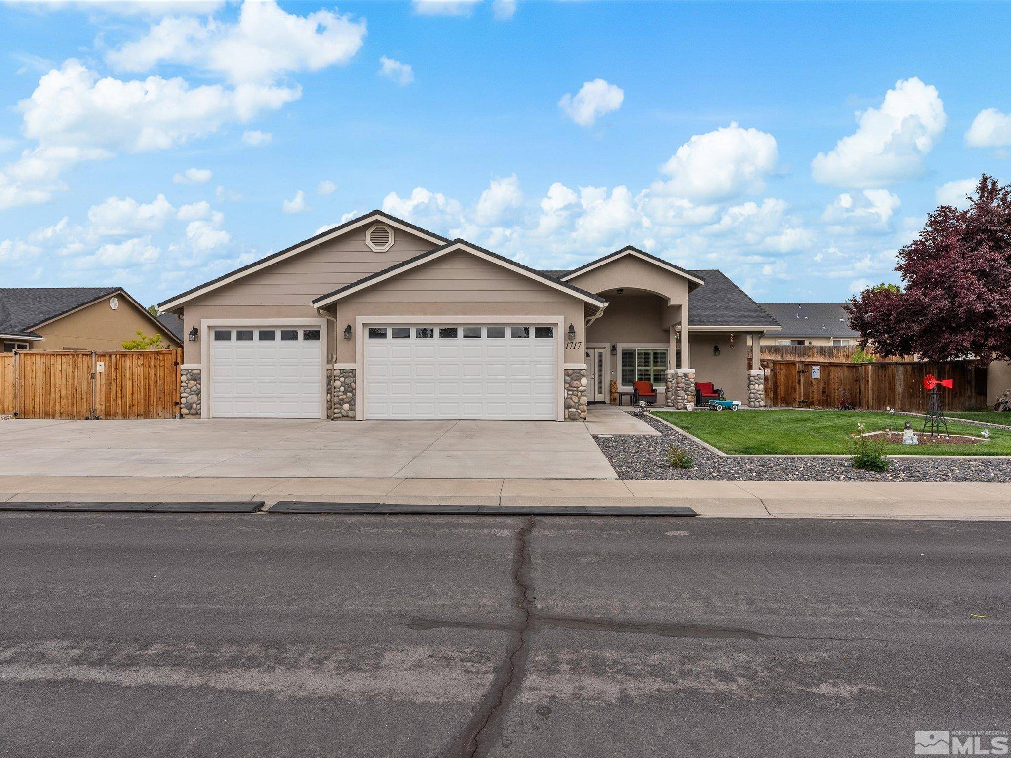 Fernley, NV 89408,1717 Bunker Ct