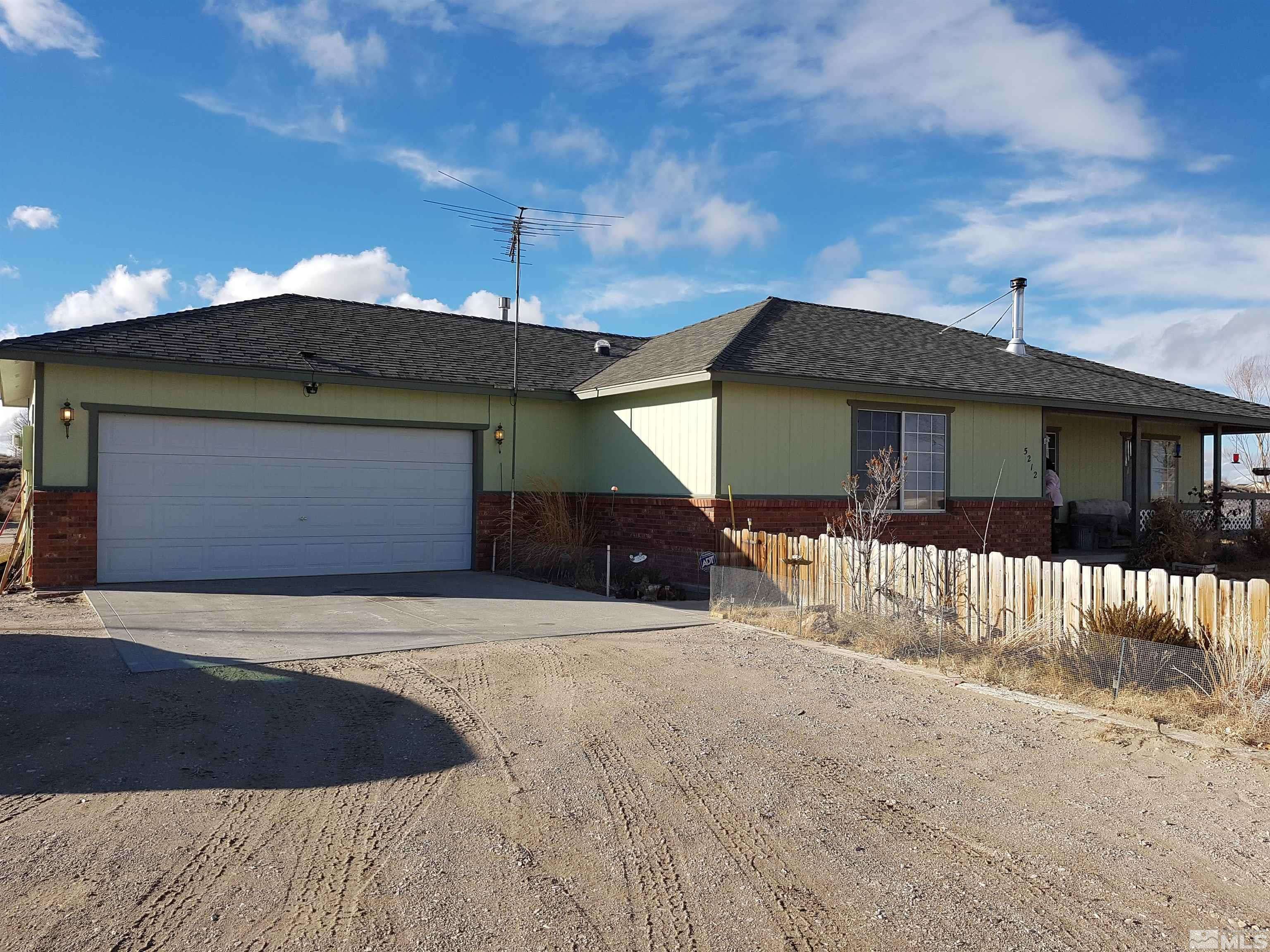 Fallon, NV 89406,5212 Toyon