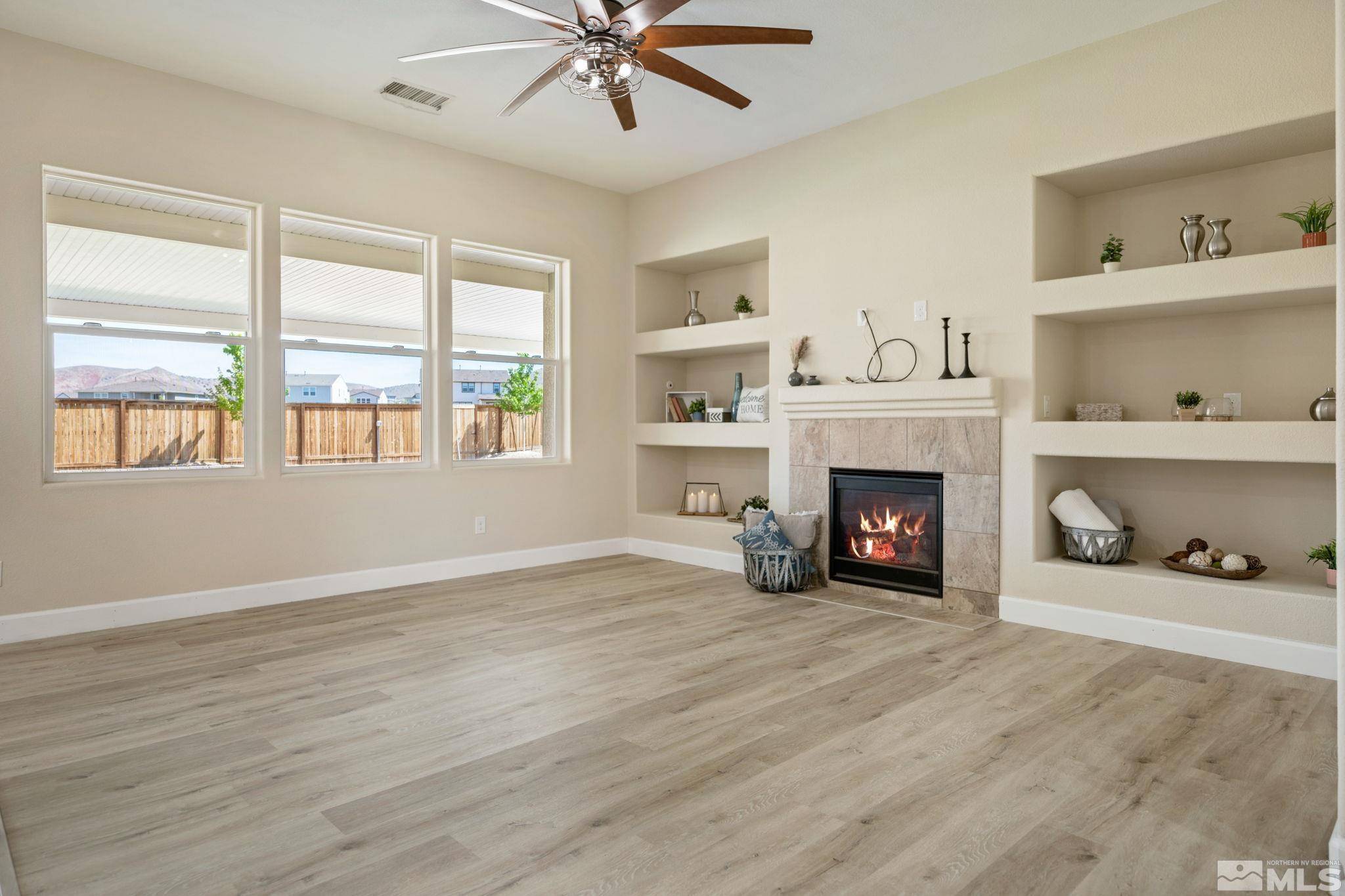 Sparks, NV 89441,385 Horizon Ridge Rd