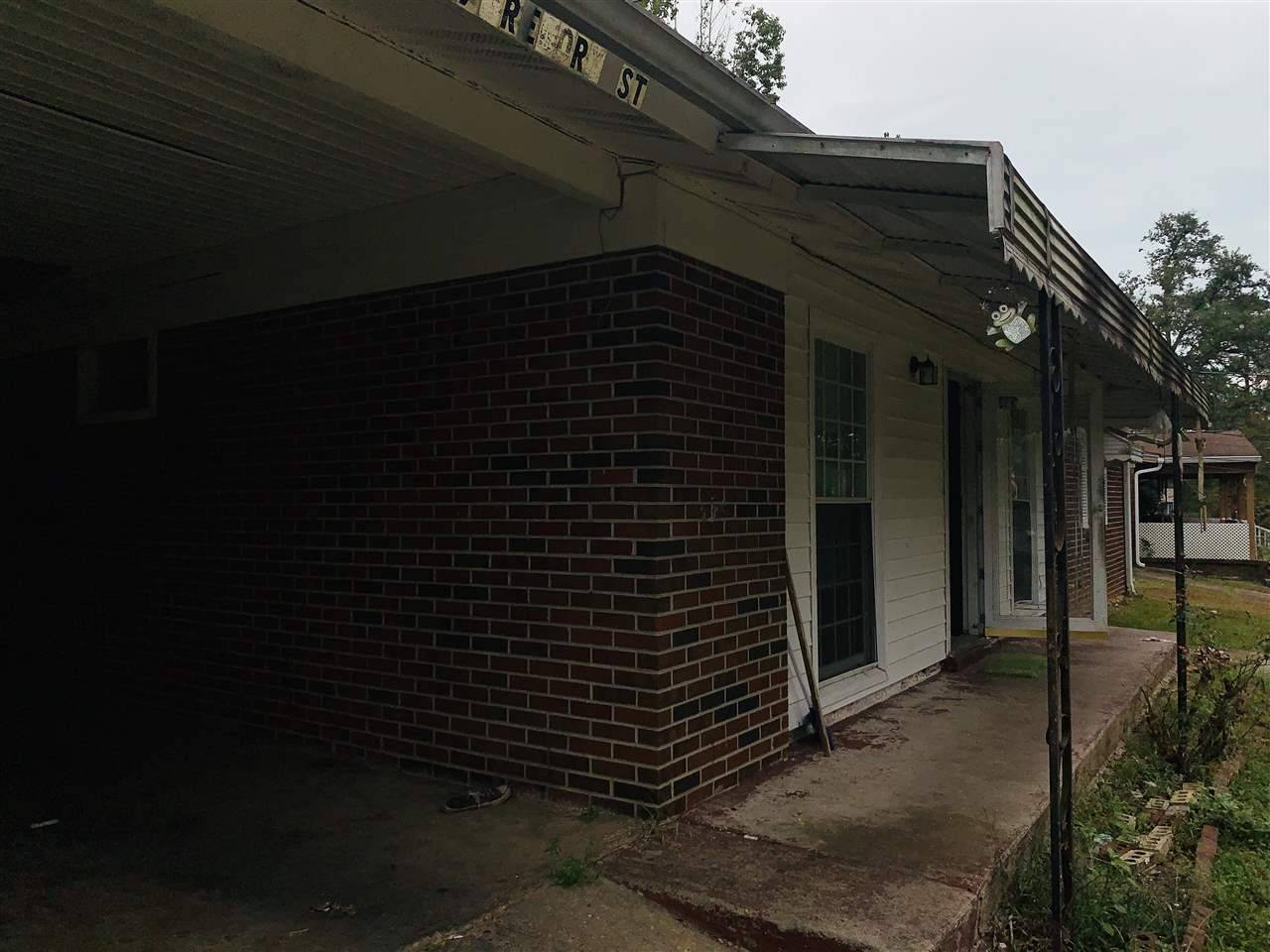 Chattahoochee, FL 32324-1717,657 Gregory Street