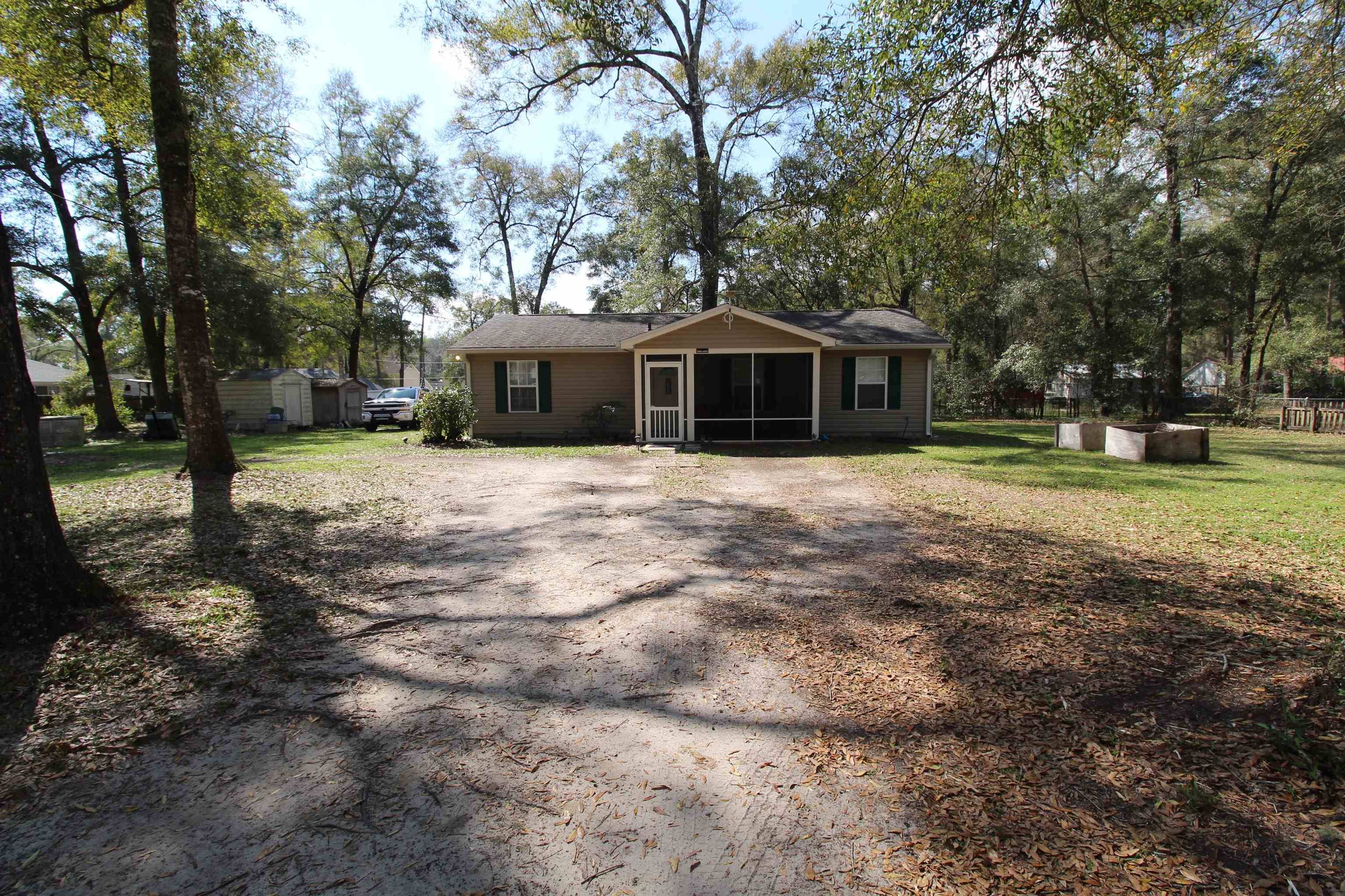 Crawfordville, FL 32327,102 W F Magers Road