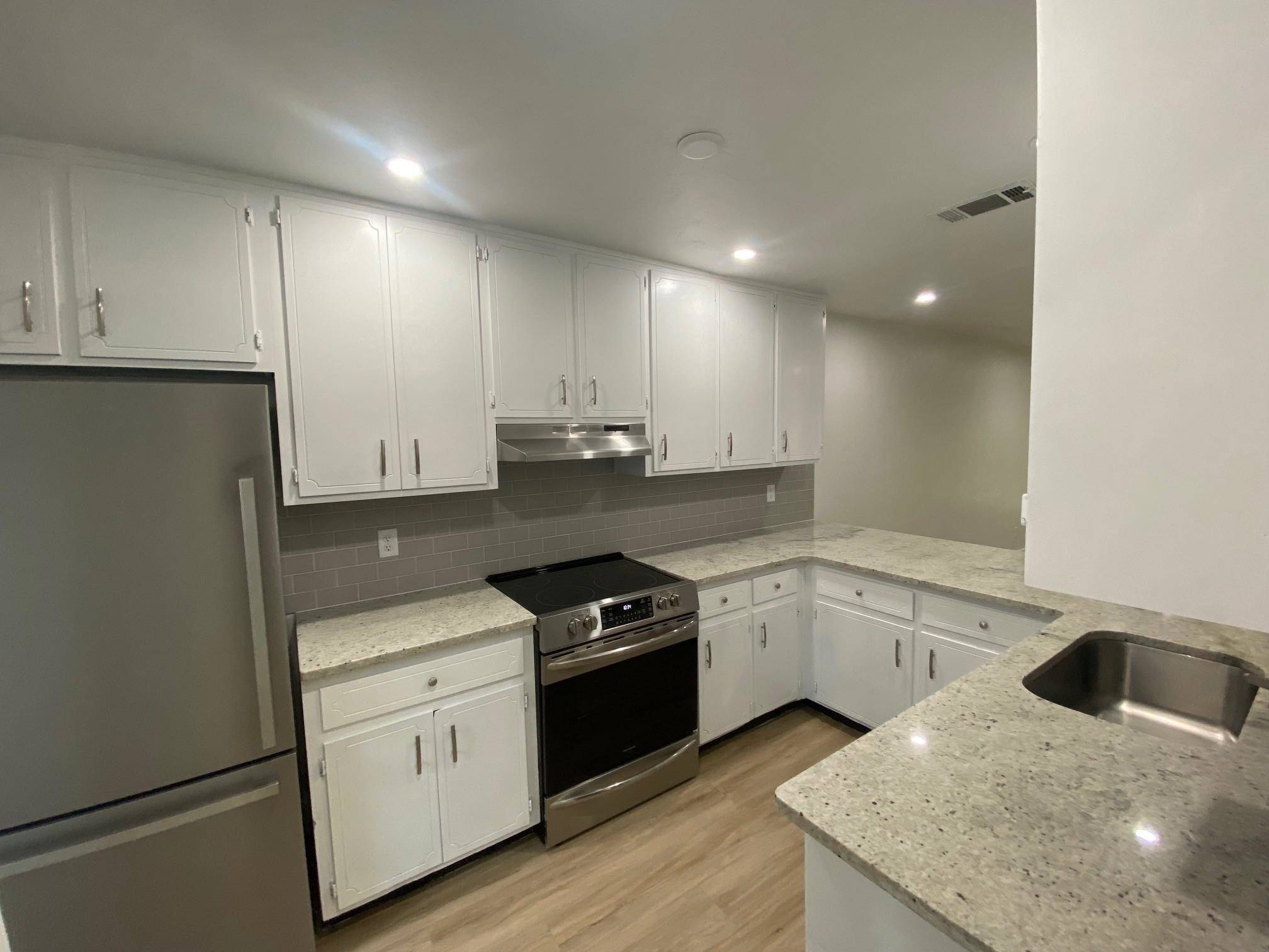 Tallahassee, FL 32304,2382 Continental Avenue #2382