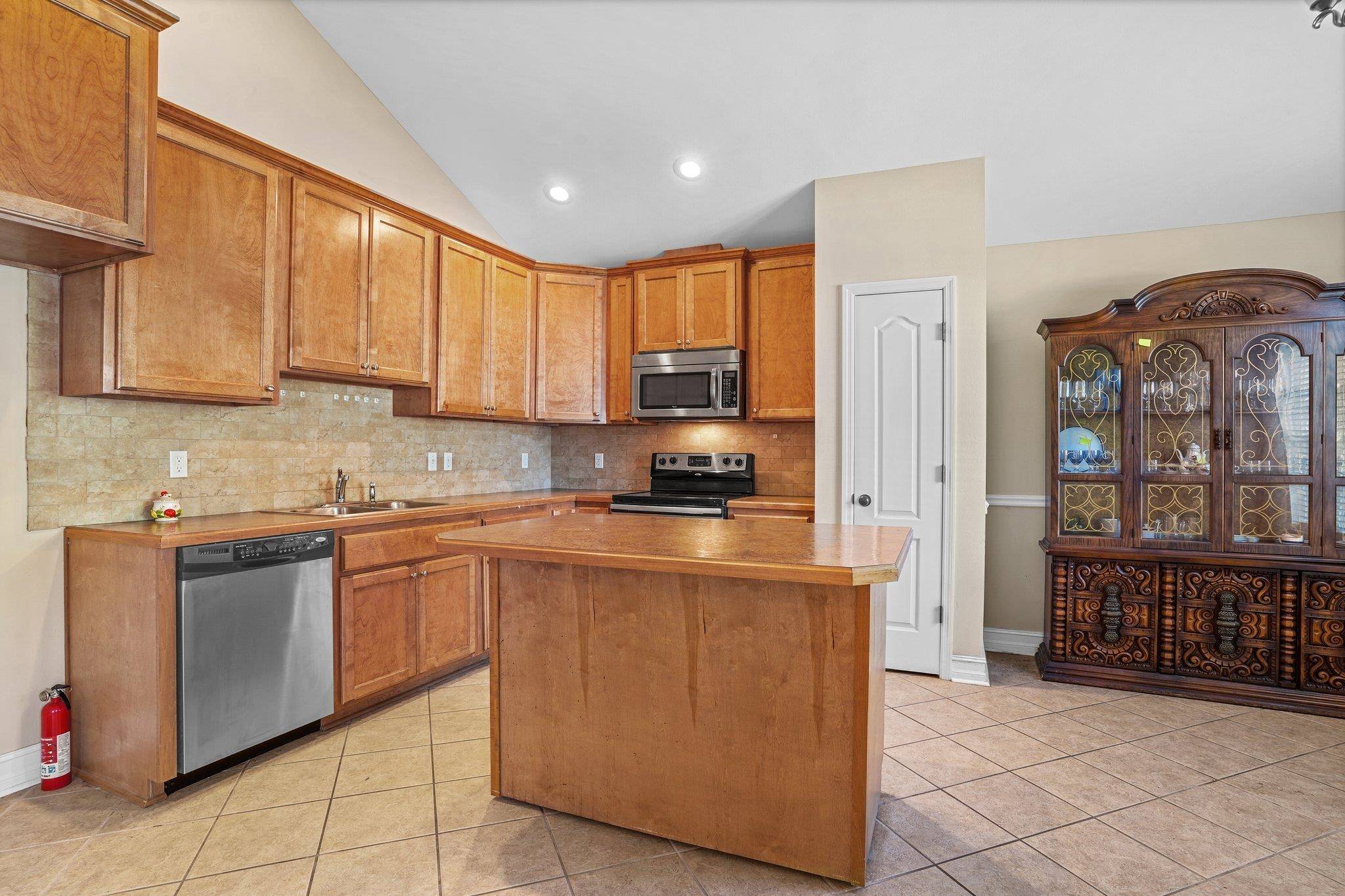 Crawfordville, FL 32327,96 Melody Lane