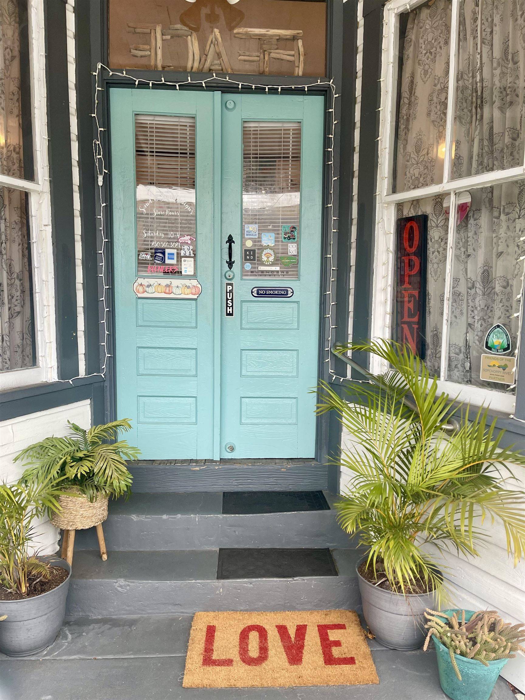 Sopchoppy, FL 32358,118 MUNICIPAL Avenue