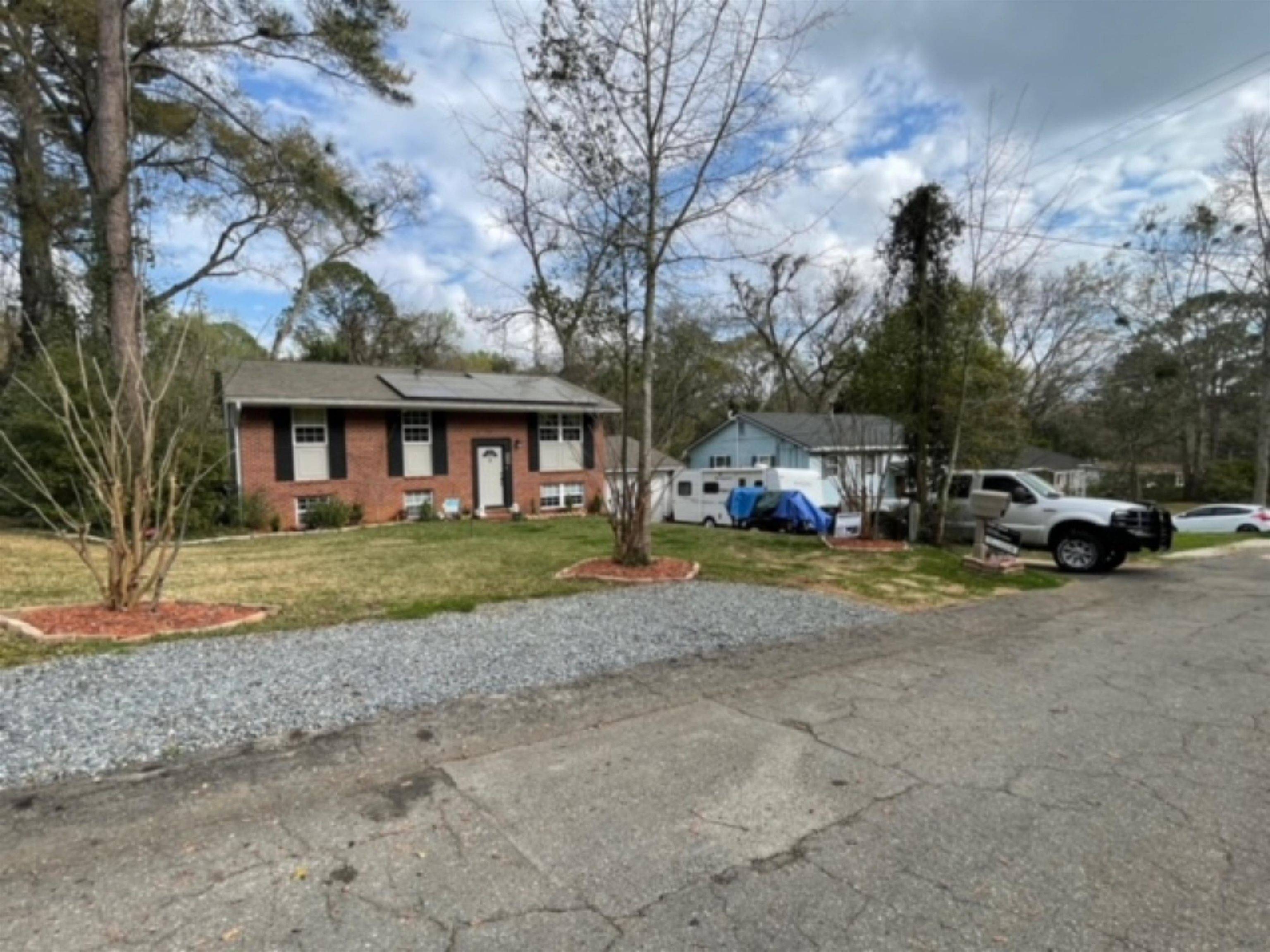 Tallahassee, FL 32308,923 Hawthorne Street
