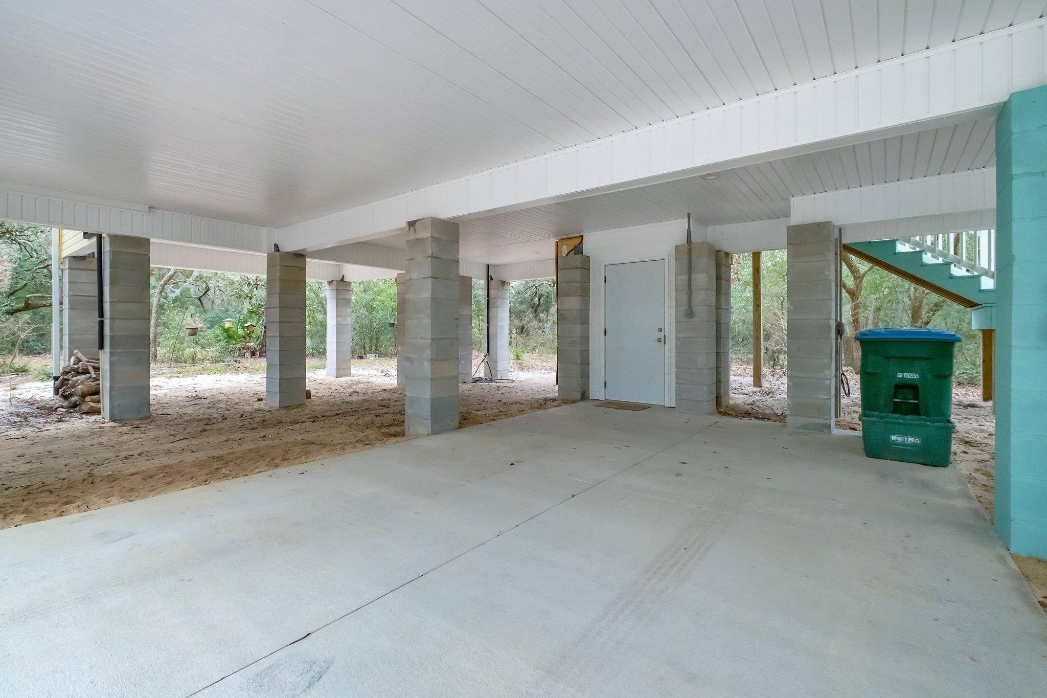 Panacea, FL 32346,13 Aucilla Street