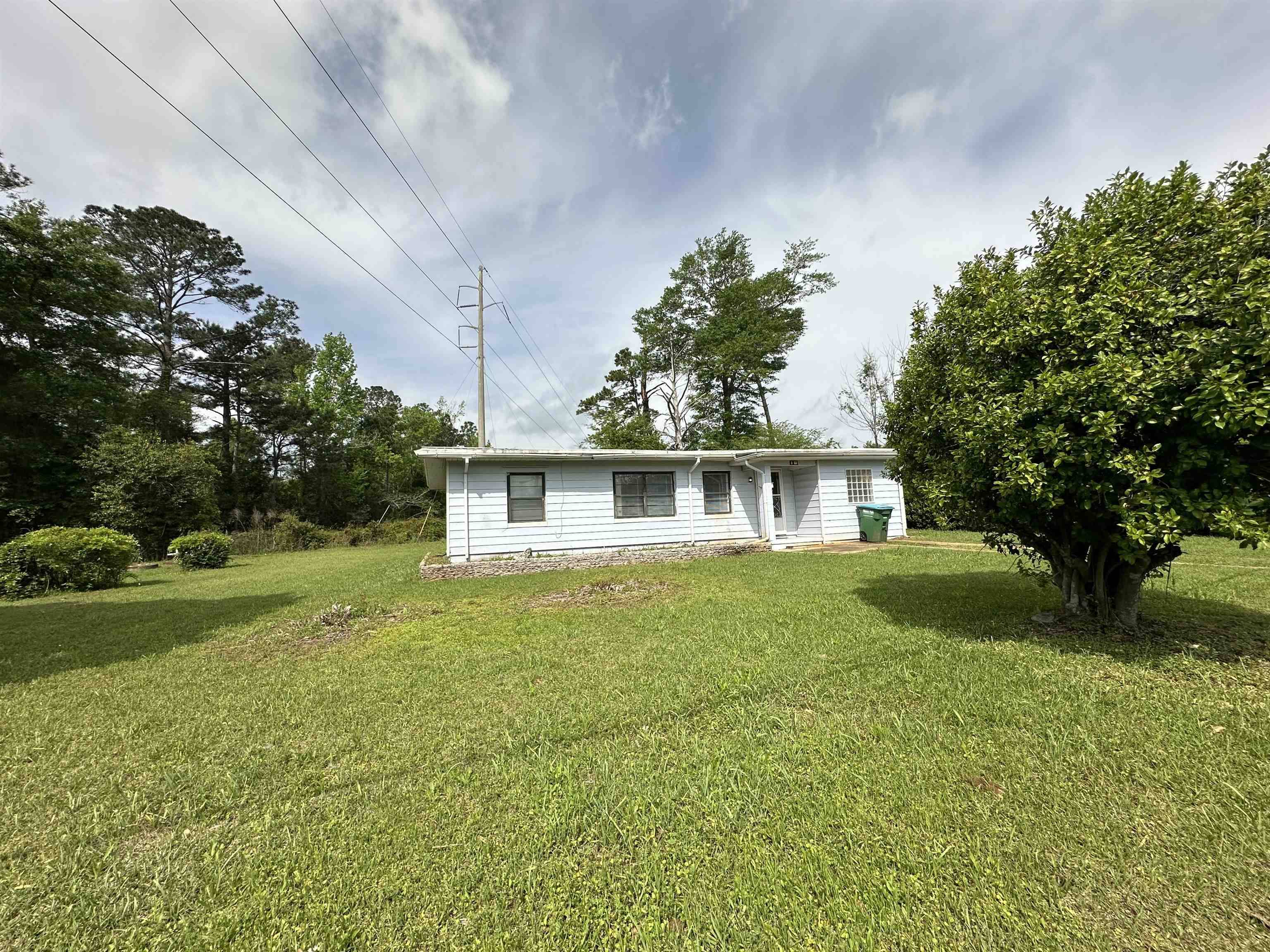 Marianna, FL 32446,3011 Riverview Road