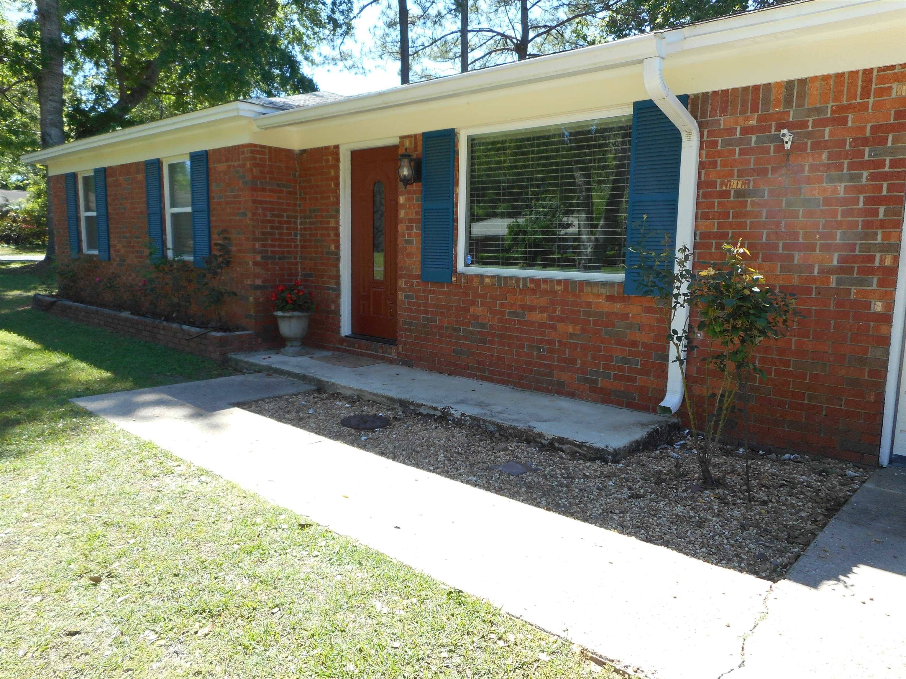 Tallahassee, FL 32305-0000,2161 Hickory Lane