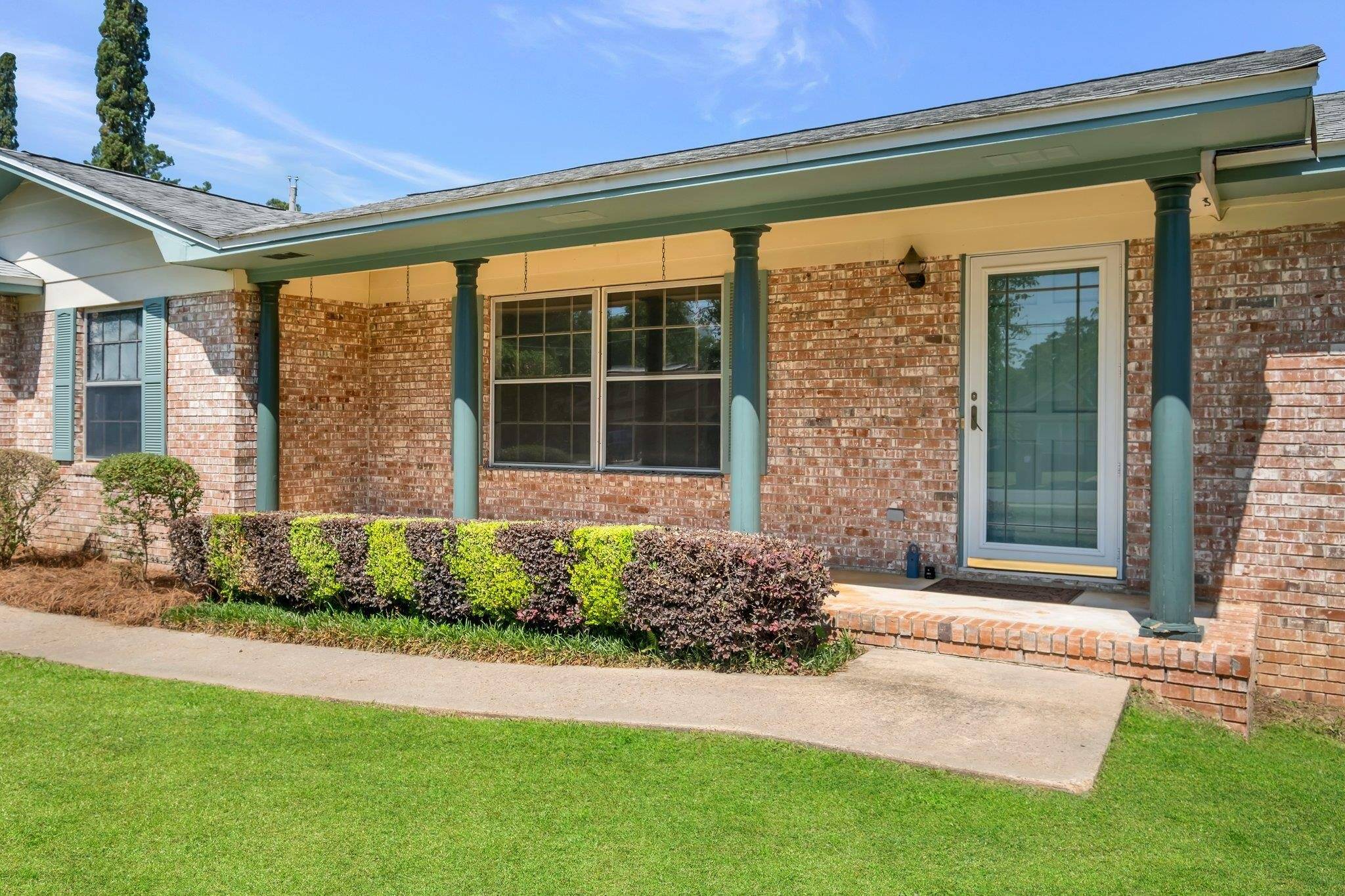 Tallahassee, FL 32301,408 Collinsford Road
