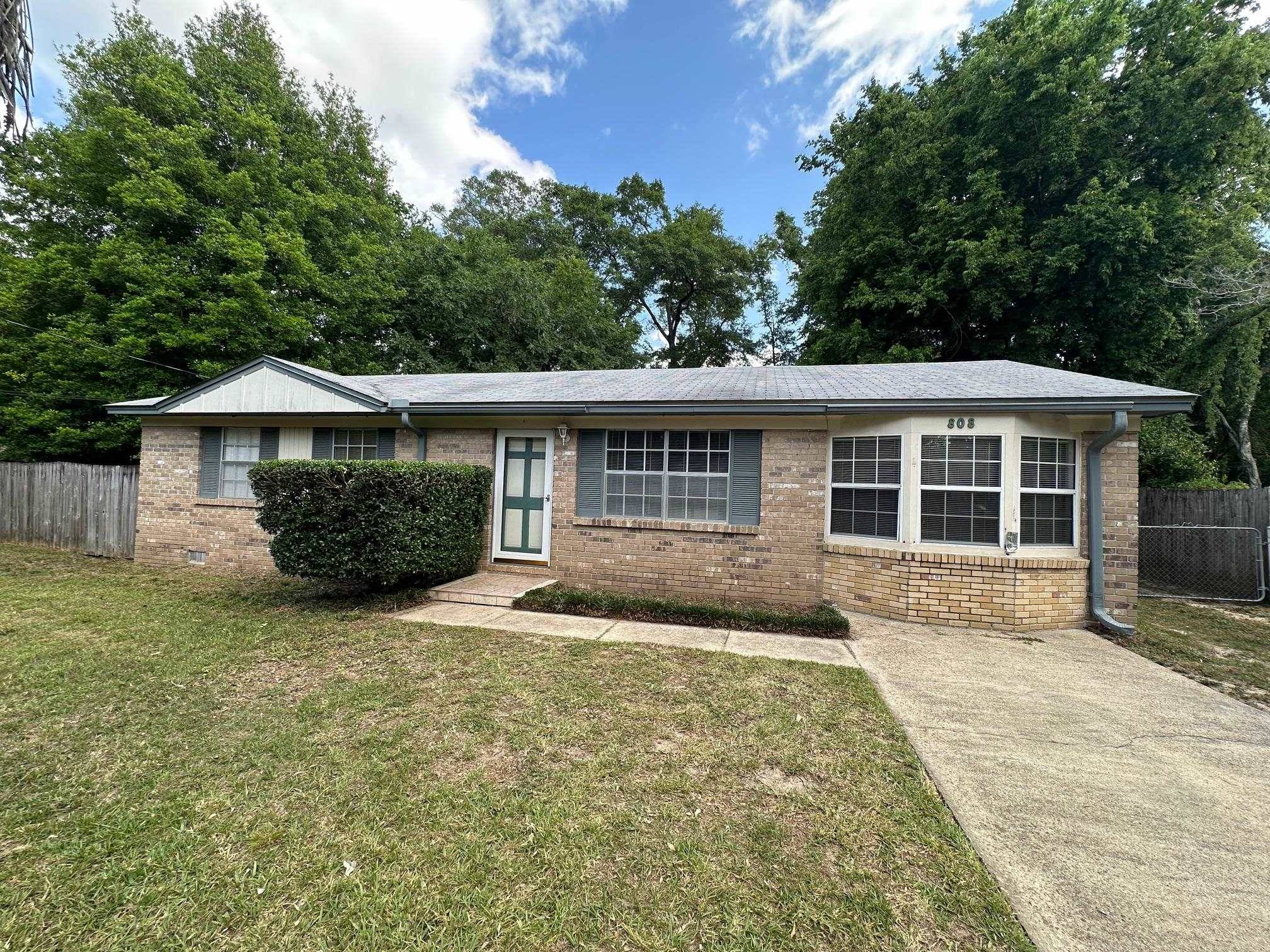 Tallahassee, FL 32305,808 Peggy Drive