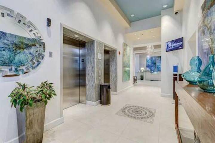 Tallahassee, FL 32301,300 S Duval Street #1205
