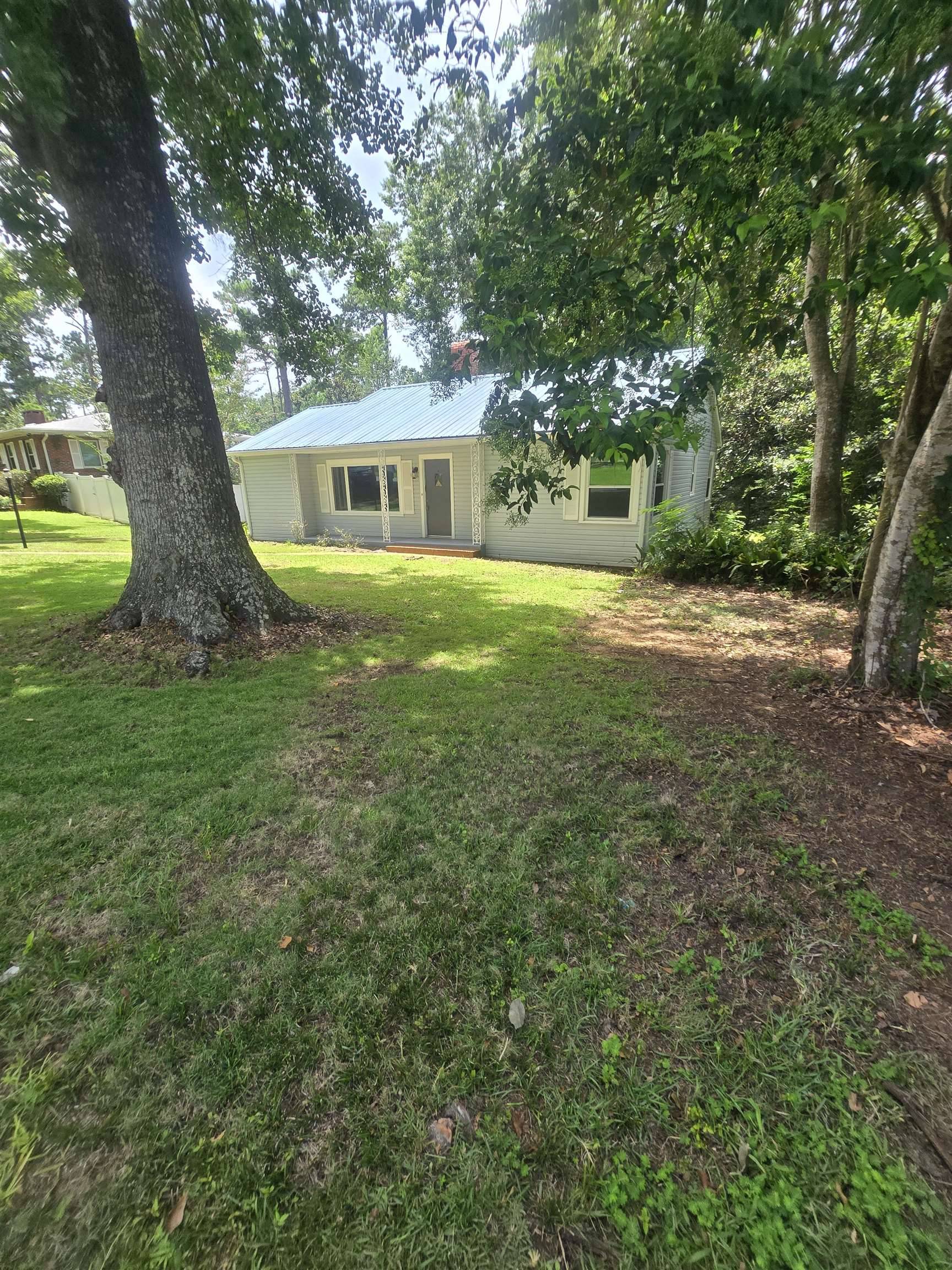 Quincy, FL 32351,820 W Bellamy Drive