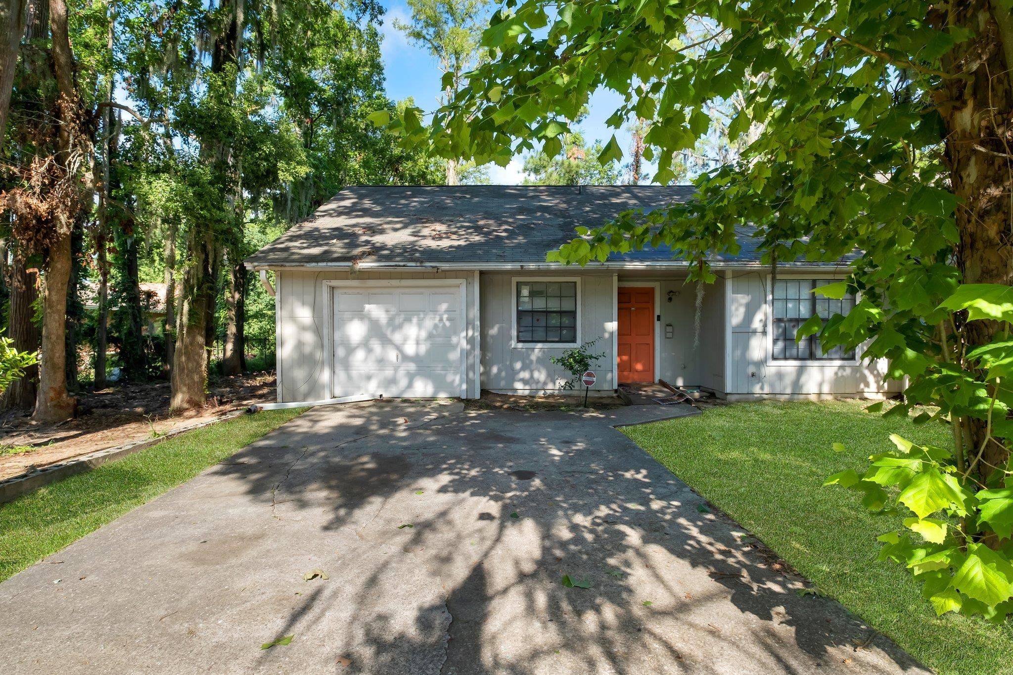Tallahassee, FL 32304-3067,104 Dixie Drive #A,B,C
