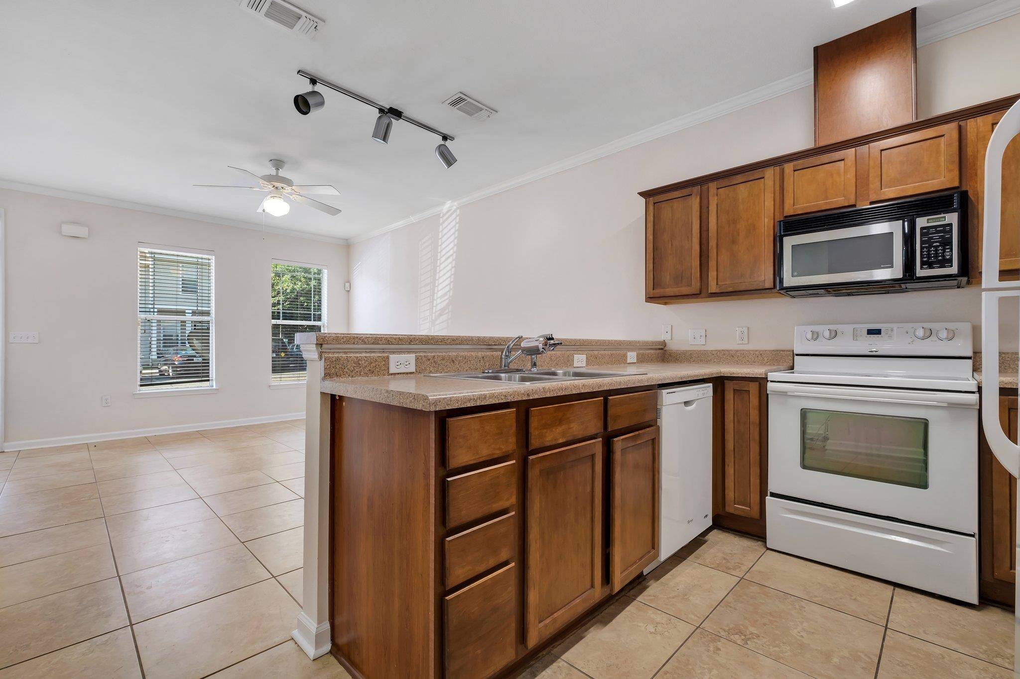 Tallahassee, FL 32303,2400 Fred Smith Road #202