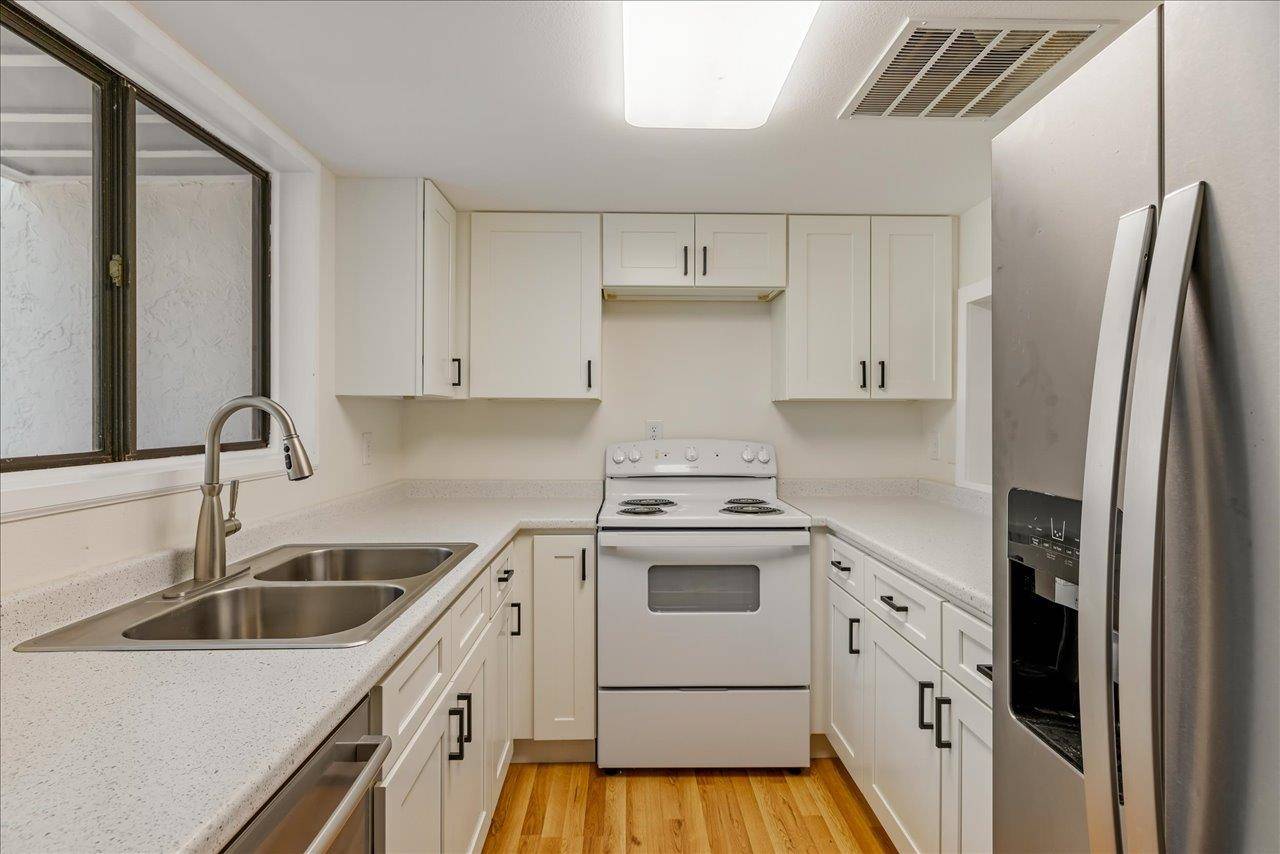 Tallahassee, FL 32301,1515 Paul Russell Road #12