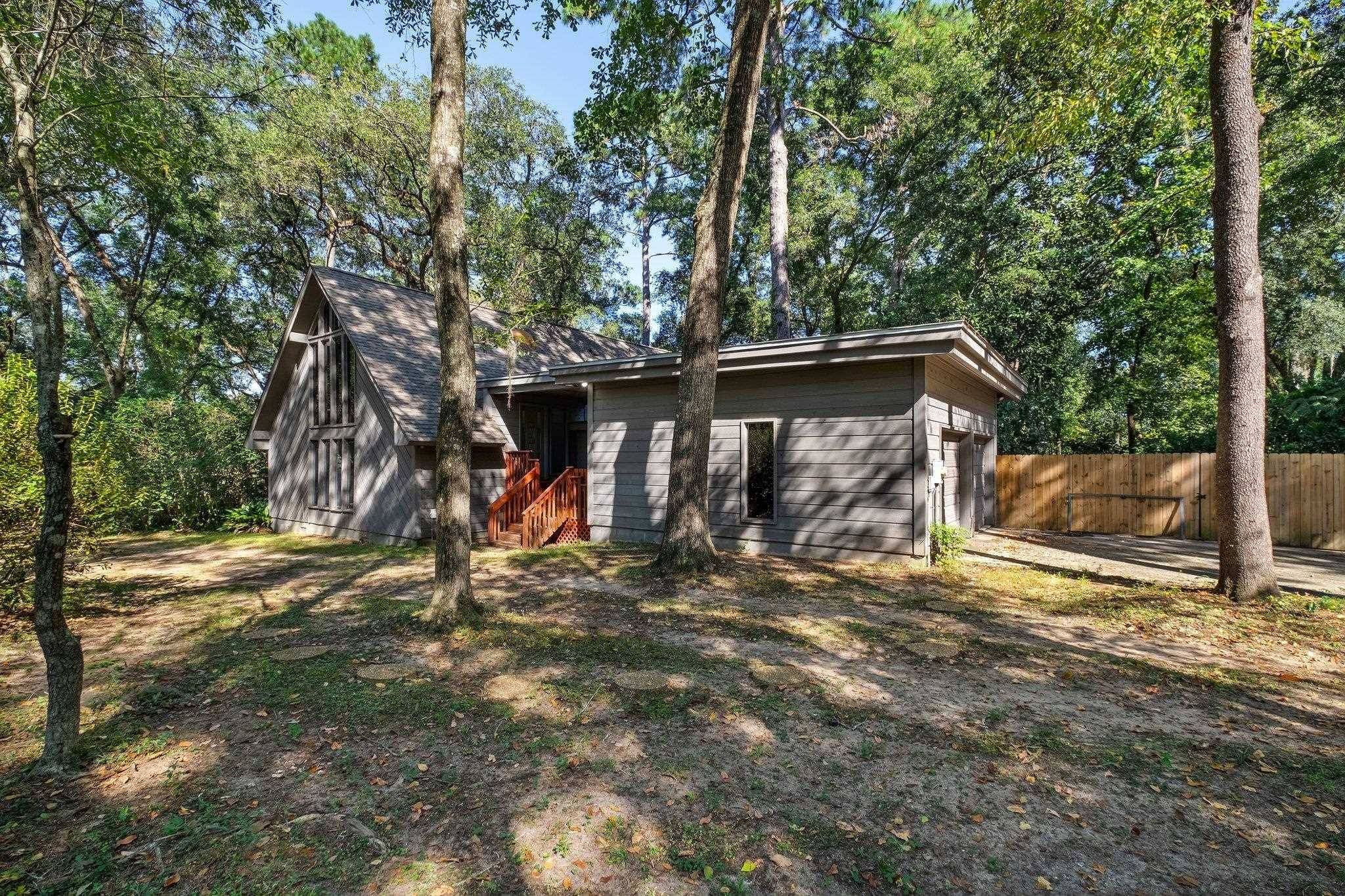 Tallahassee, FL 32309,3014 Banks Rd