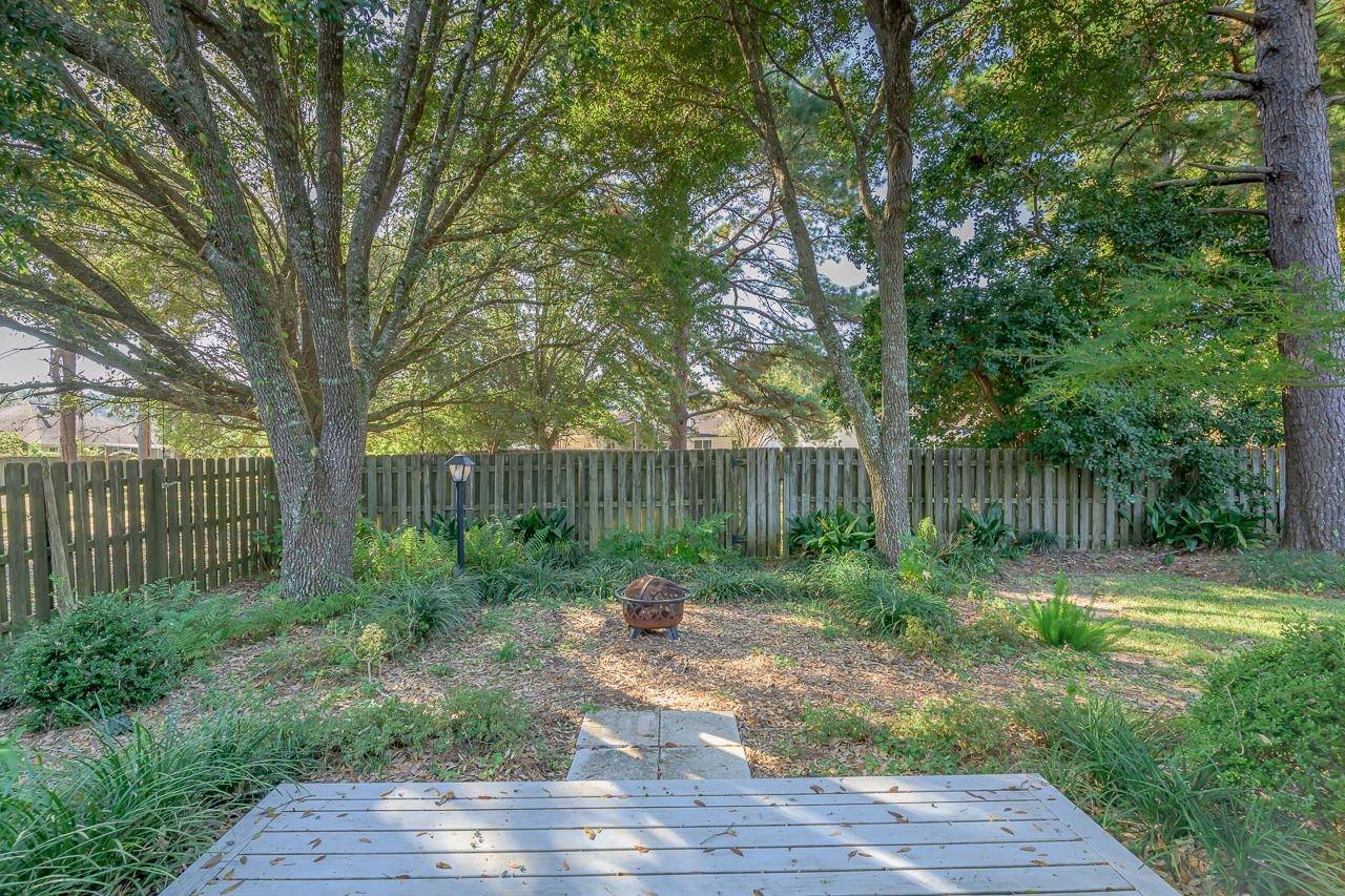 Tallahassee, FL 32312,157 LOVE RIDGE Court