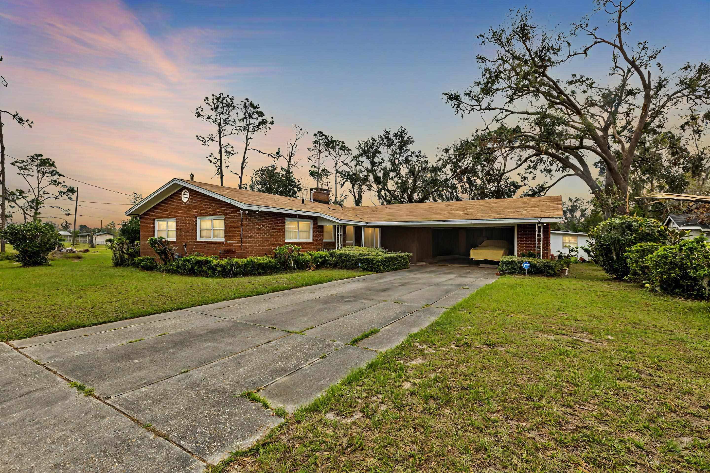 Perry, FL 32347,105 Clifford Lane