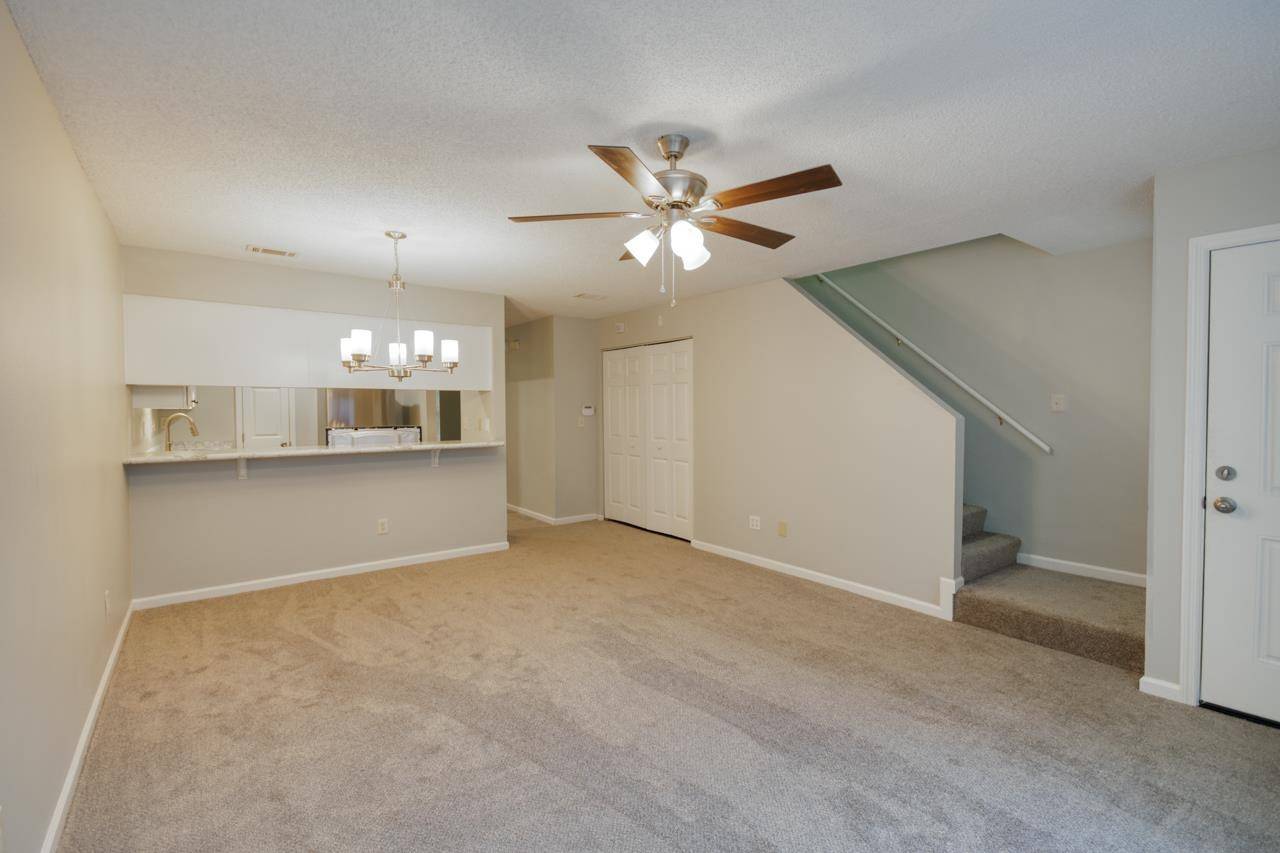Tallahassee, FL 32301,545 Collinsford Road