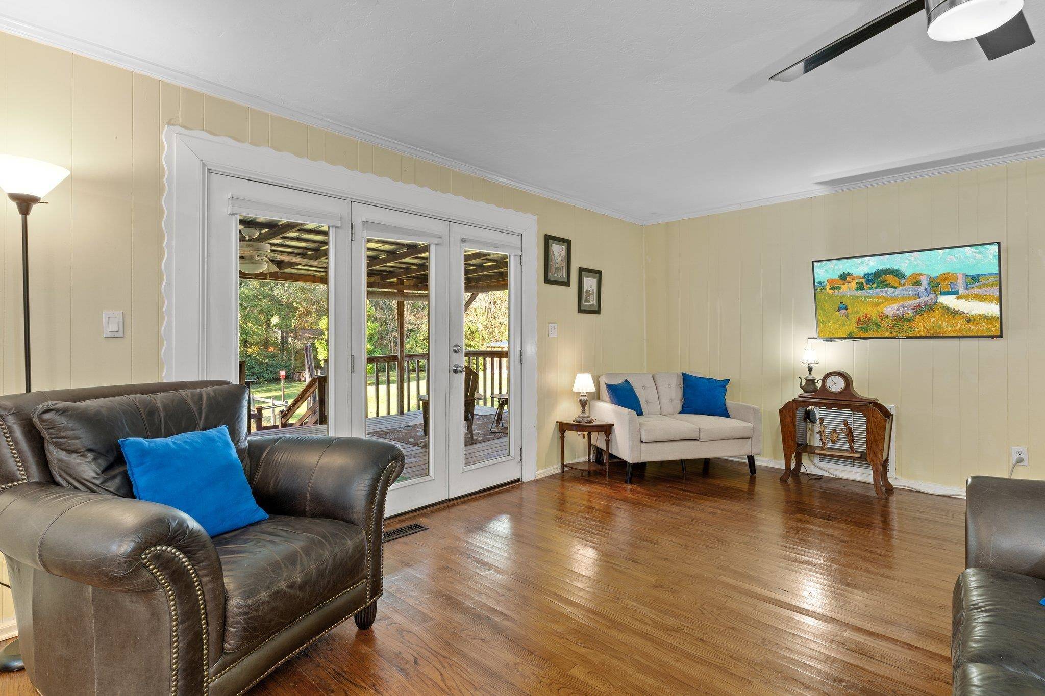 Tallahassee, FL 32312,737 Timberlane Road