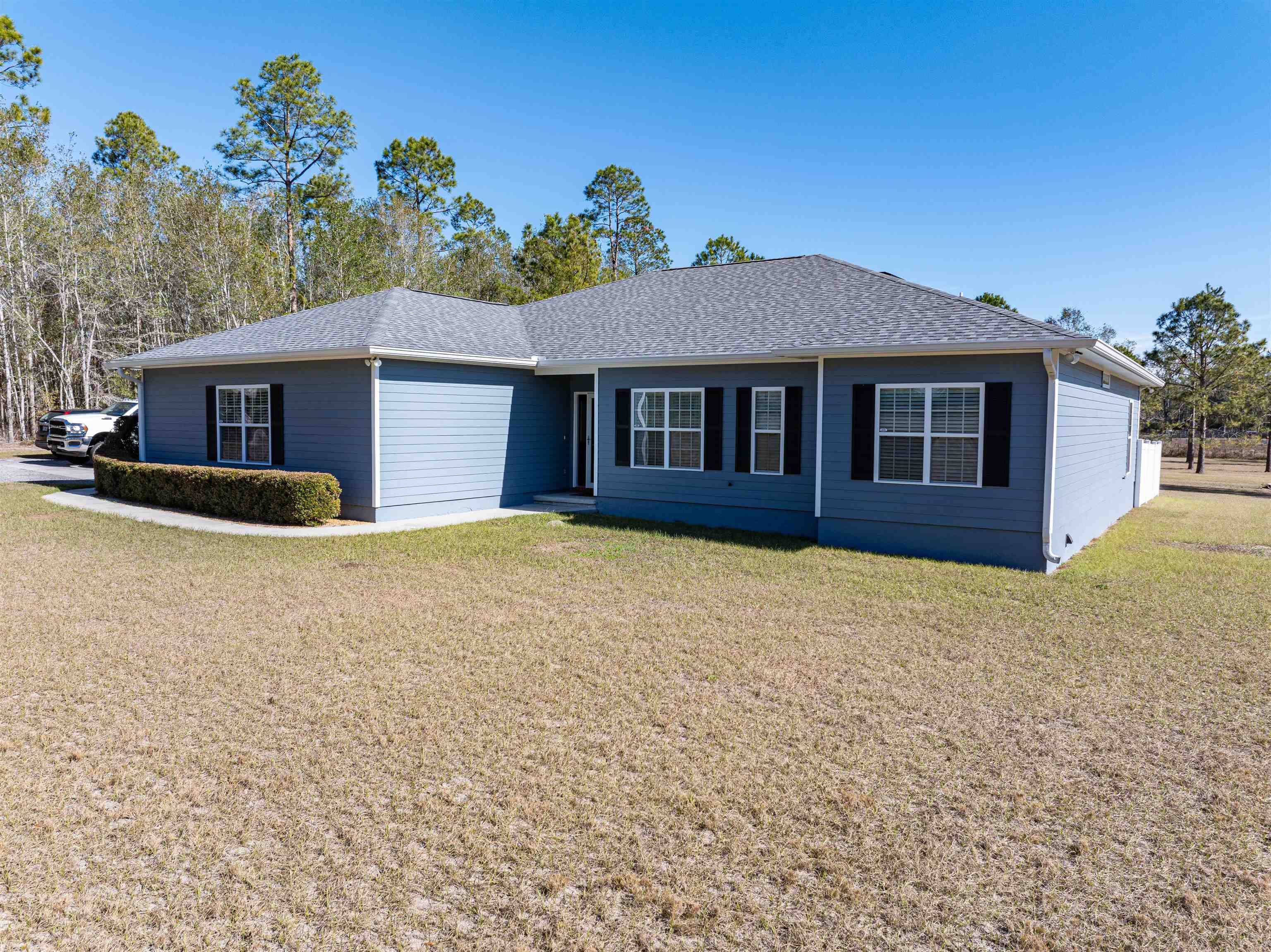 Lee, FL 32059,272 NE Cactus Avenue