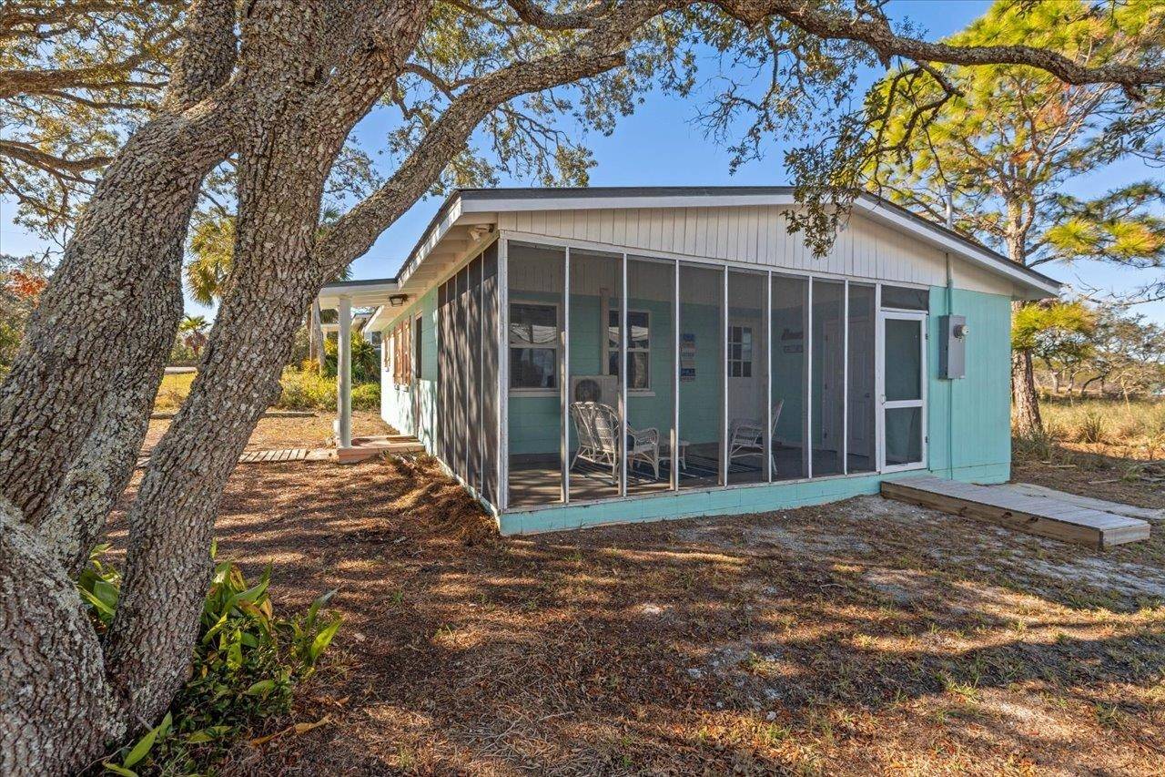 Alligator Point, FL 32346,7 Trout Street