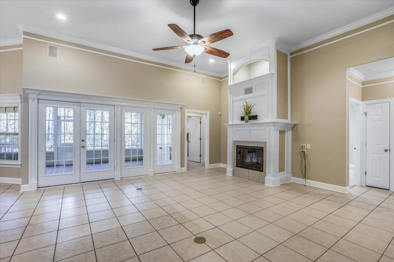 Crawfordville, FL 32327,16 Bunting Drive