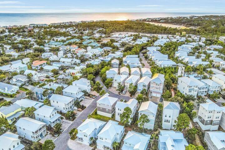 Santa Rosa Beach, FL 32459,301 Gulfview Circle