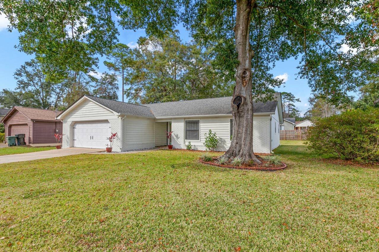 Tallahassee, FL 32308,712 LUPINE LANE