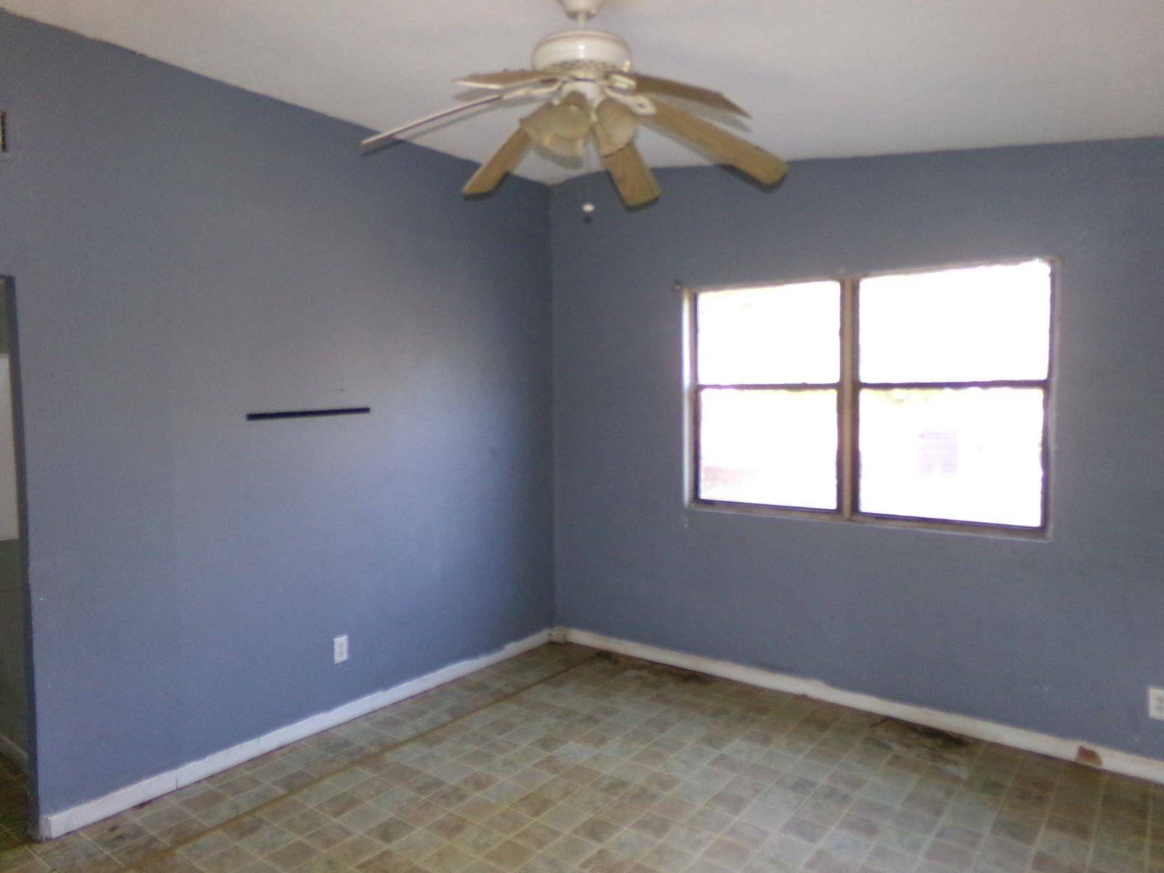 Perry, FL 32347,906 N Veterans Drive
