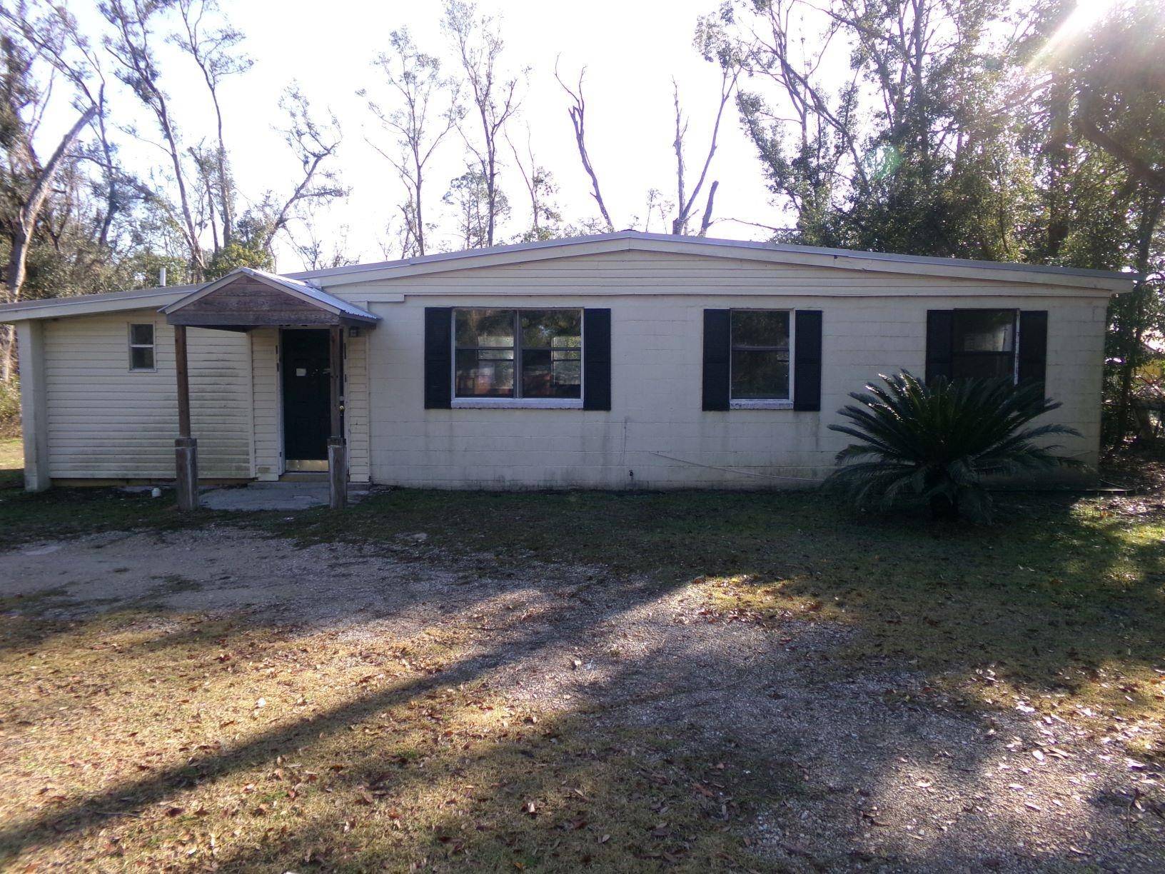 Perry, FL 32347,906 N Veterans Drive