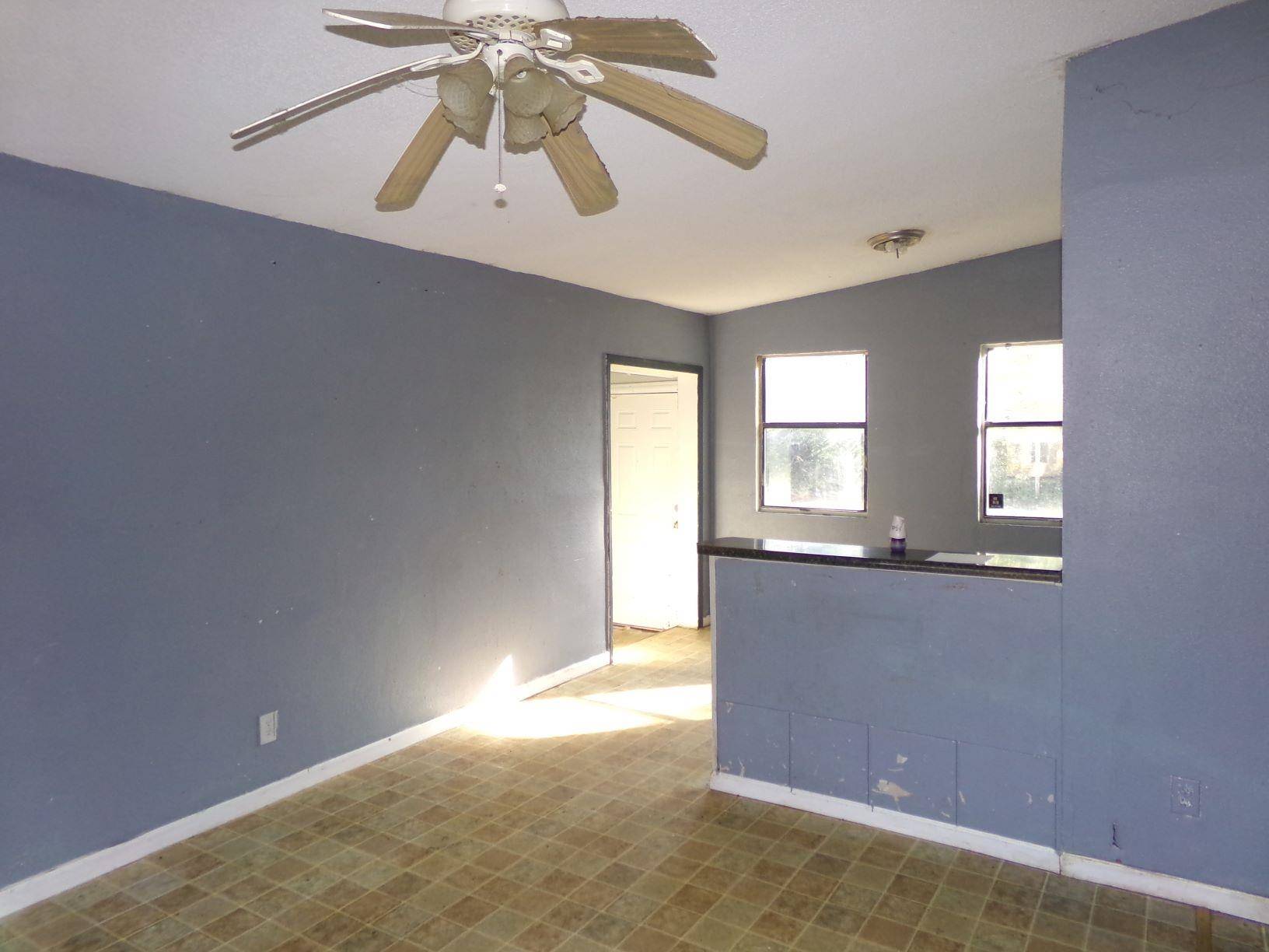Perry, FL 32347,906 N Veterans Drive